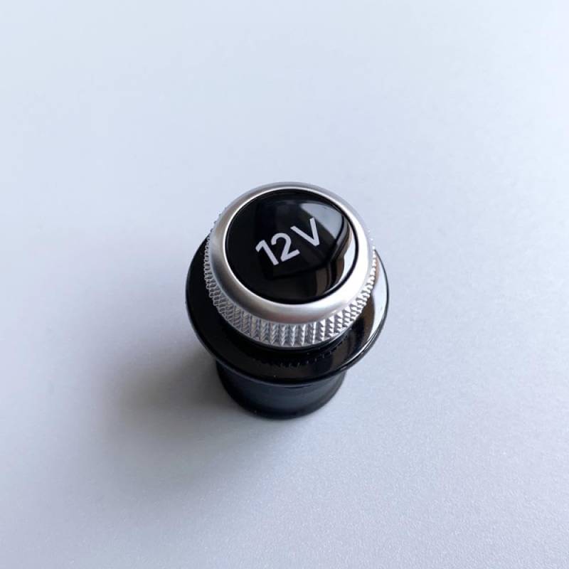 Verchromte Zigarettenanzünder-Abdeckung, kompatibel mit A3 A4 A5 Q2 Q7 R8 8W0 919 311 12 V von MTGUIWF