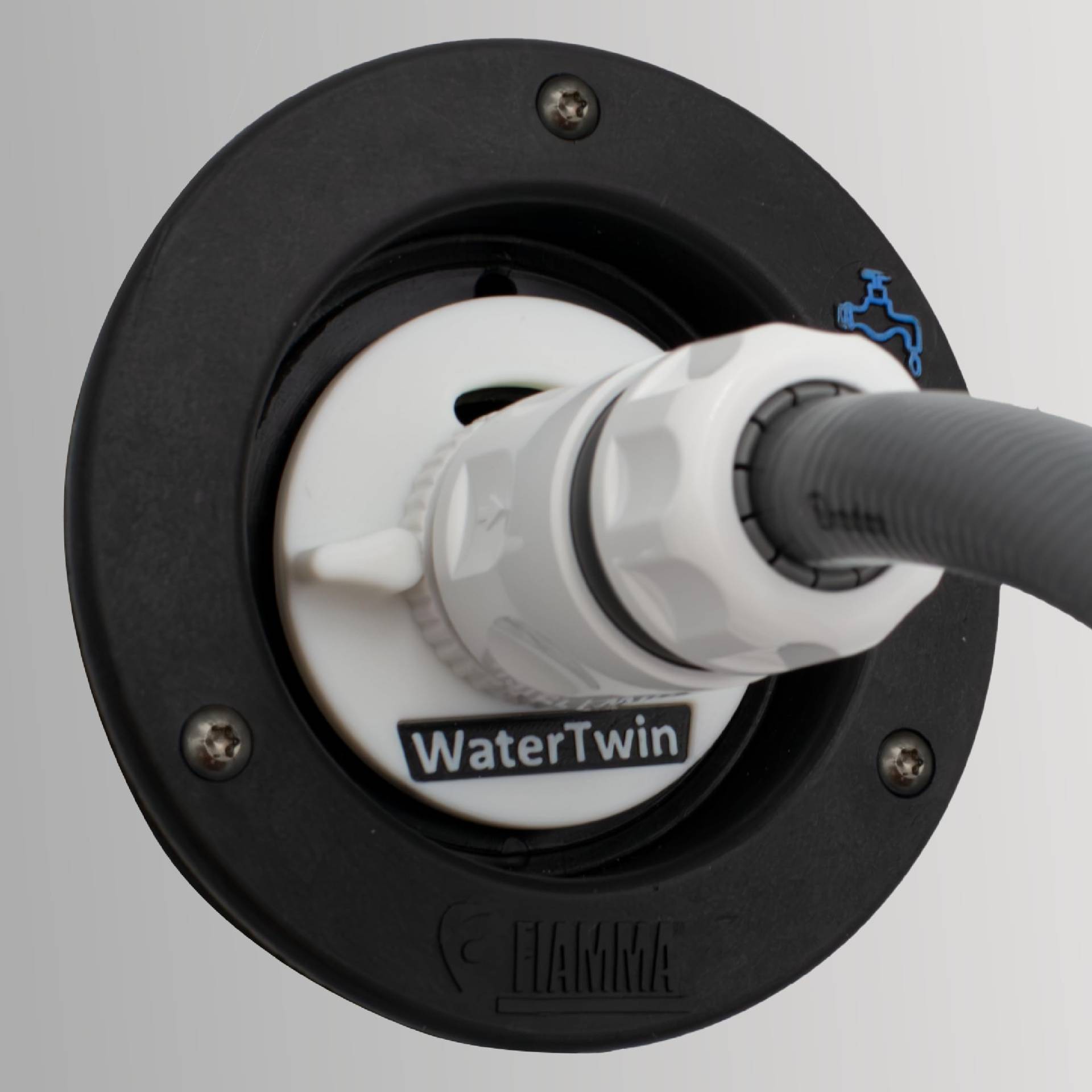 WATERTWIN Wohnmobil Wassertankdeckel Befüll Adapter mit Gardena Anschluss für Fiamma Einfüllstutzen (Typ 2-Pin D:65) von MaJoCompTec