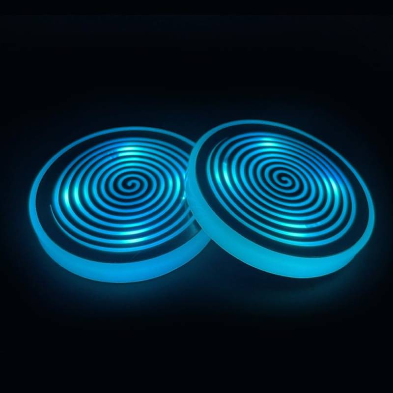 Auto LED Untersetze, LED Autotassenhalter Becherhalter Lichter, Leuchtende Getränkeuntersetzer aus Acryl fürs Auto mit USB Aufladung für Alle Modelle von MiOYOOW
