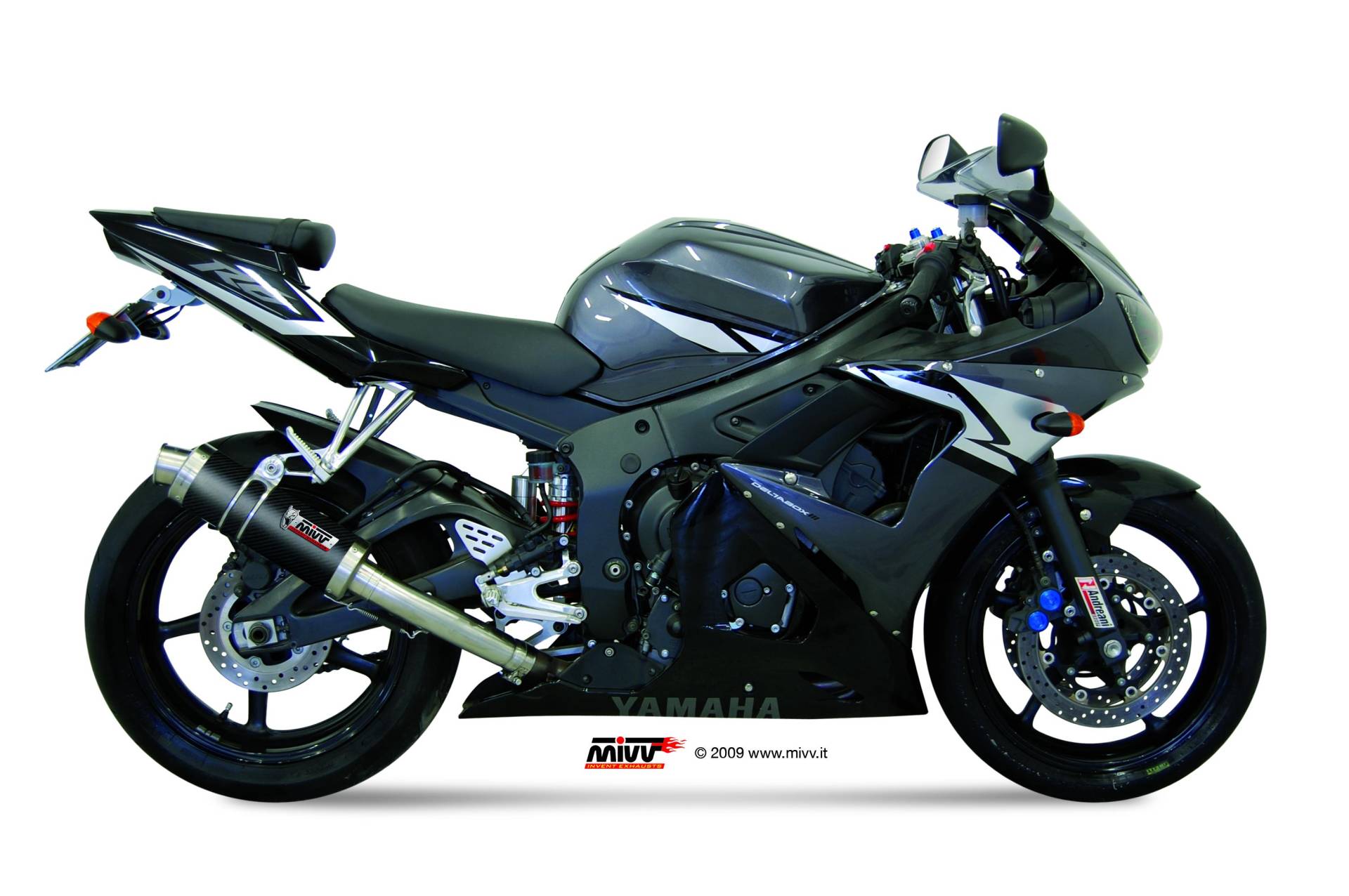 Sport Auspuff MIVV GP Carbon Yamaha YZF 600 R6 Bj. 2003-2005 Typ: RJ05/RJ09 mit ABE Sport Auspuff MIVV GP Carbon Yamaha YZF 600 R6 Bj. 2003-2005 Typ: RJ05/RJ09 mit ABE von MiVV