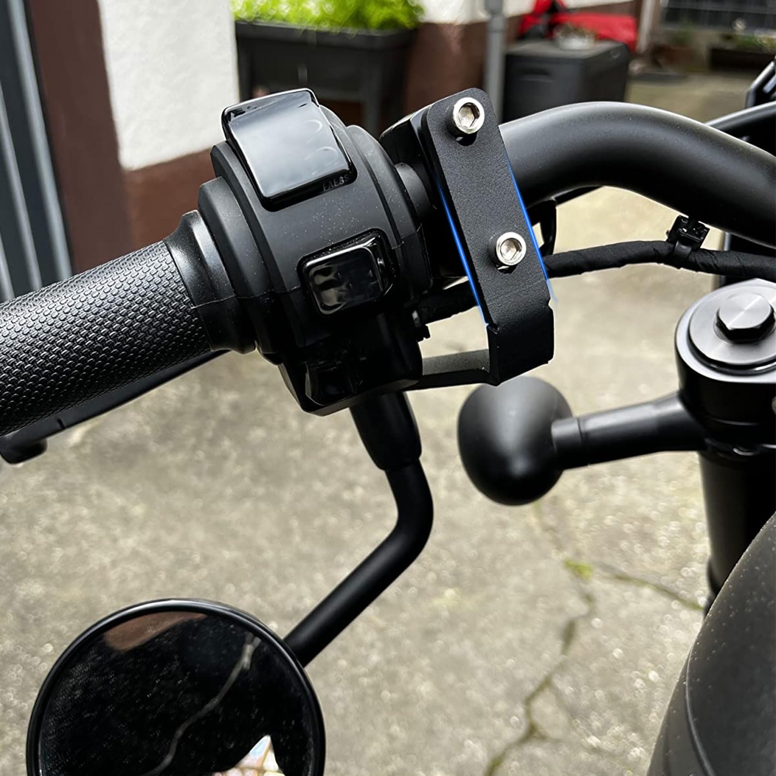 Midimttop Motorrad lenker Rückspiegel Seitens piegel Scheinwerfer halterung Spiegel flip Abwärtshalterung Rückspiegel replacement for Rebel CMX 250 500 Rebel 300 CMX 300 500 2017-2024 Midimttop Motorrad lenker Rückspiegel Seitens piegel Scheinwerfer halterung Spiegel flip Abwärtshalterung Rückspiegel replacement for Rebel CMX 250 500 Rebel 300 CMX 300 500 2017-2024 von Midimttop