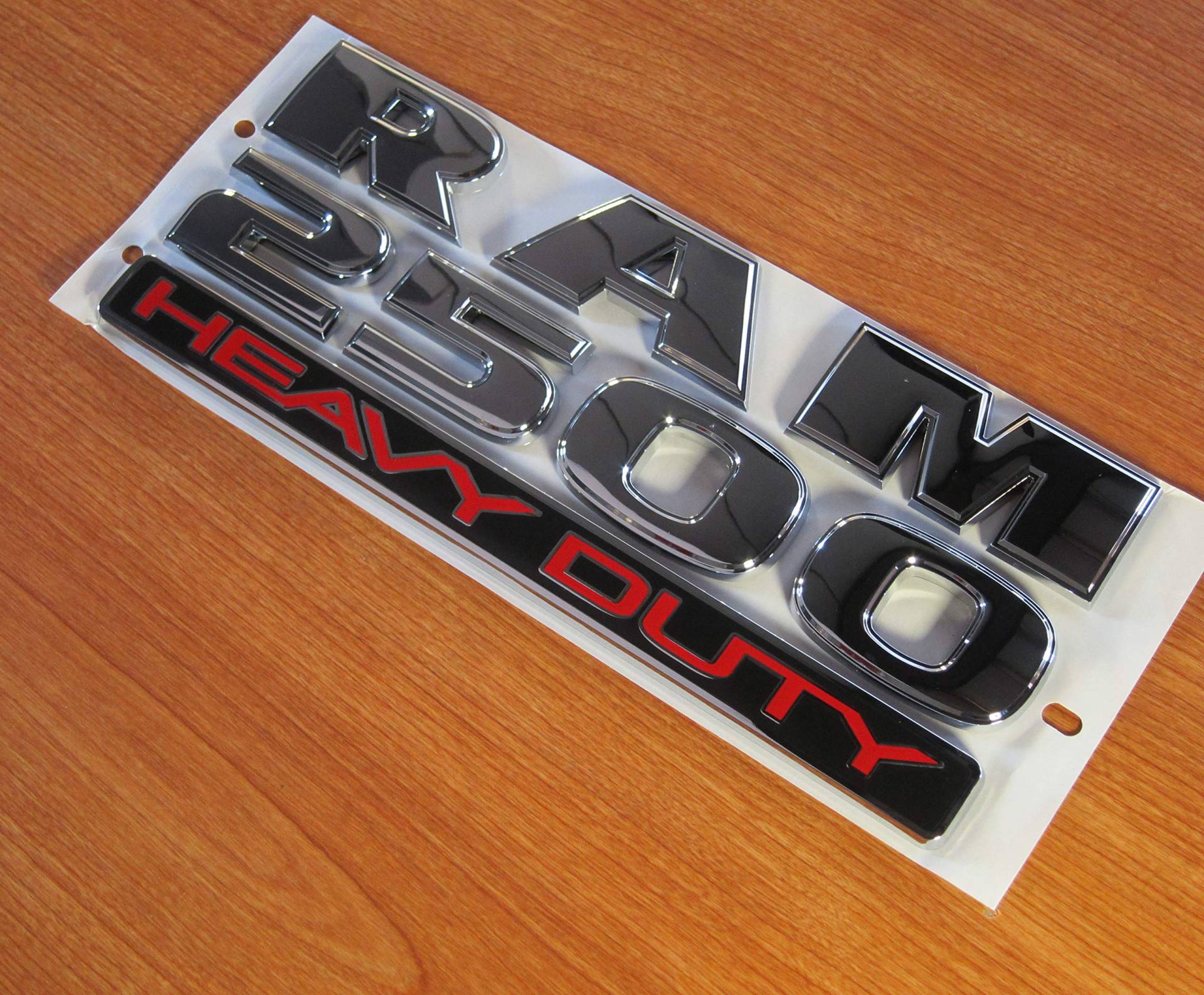 2013–2018 Dodge Ram 2500 Heavy Duty Emblem Aufkleber New Mopar OEM von Mopar