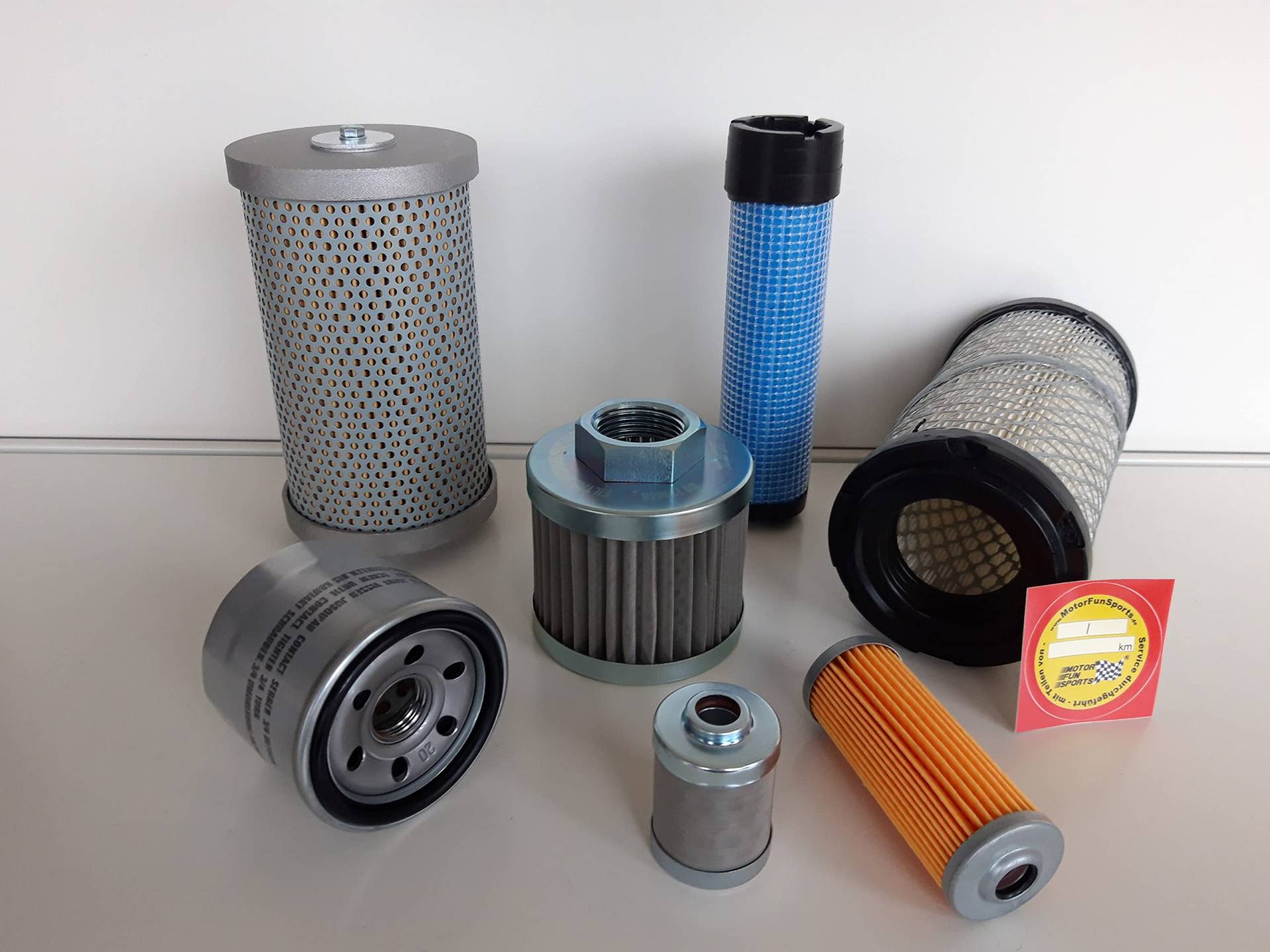Filter - Set (groß) passend für Takeuchi TB 016 Ölfilter, Luftfilter, Kraftstofffilter, Hydraulik von Motor Fun Sports