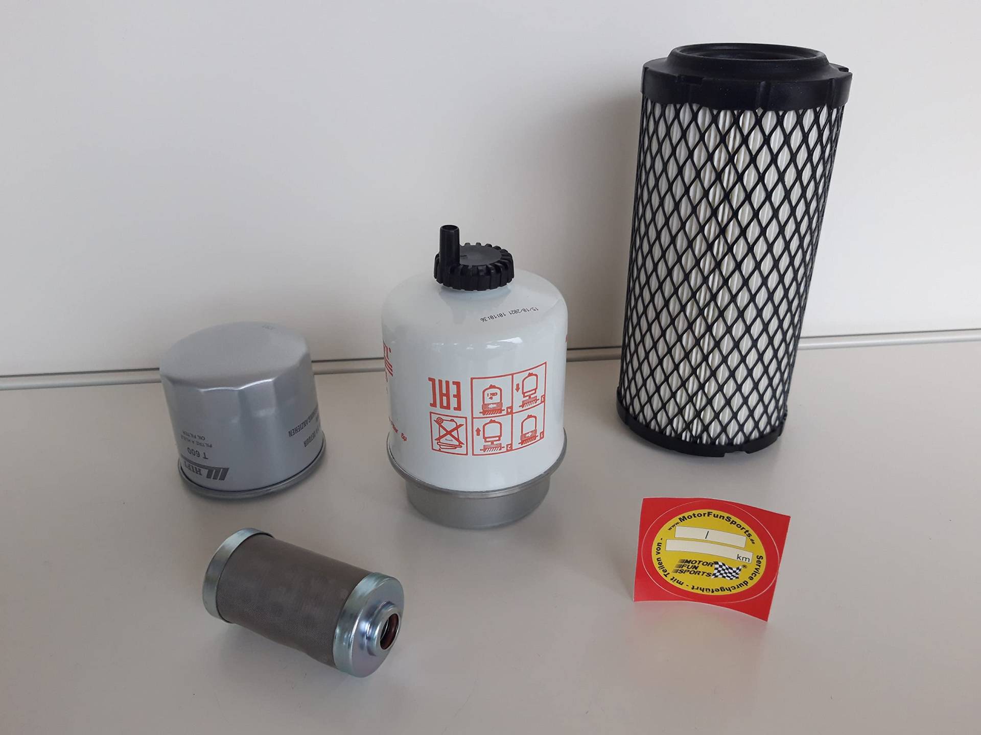 Filter - Set (klein) kompatibel mit Wacker Neuson EZ 17 Ölfilter, Luftfilter, Kraftstofffilter von Motor Fun Sports