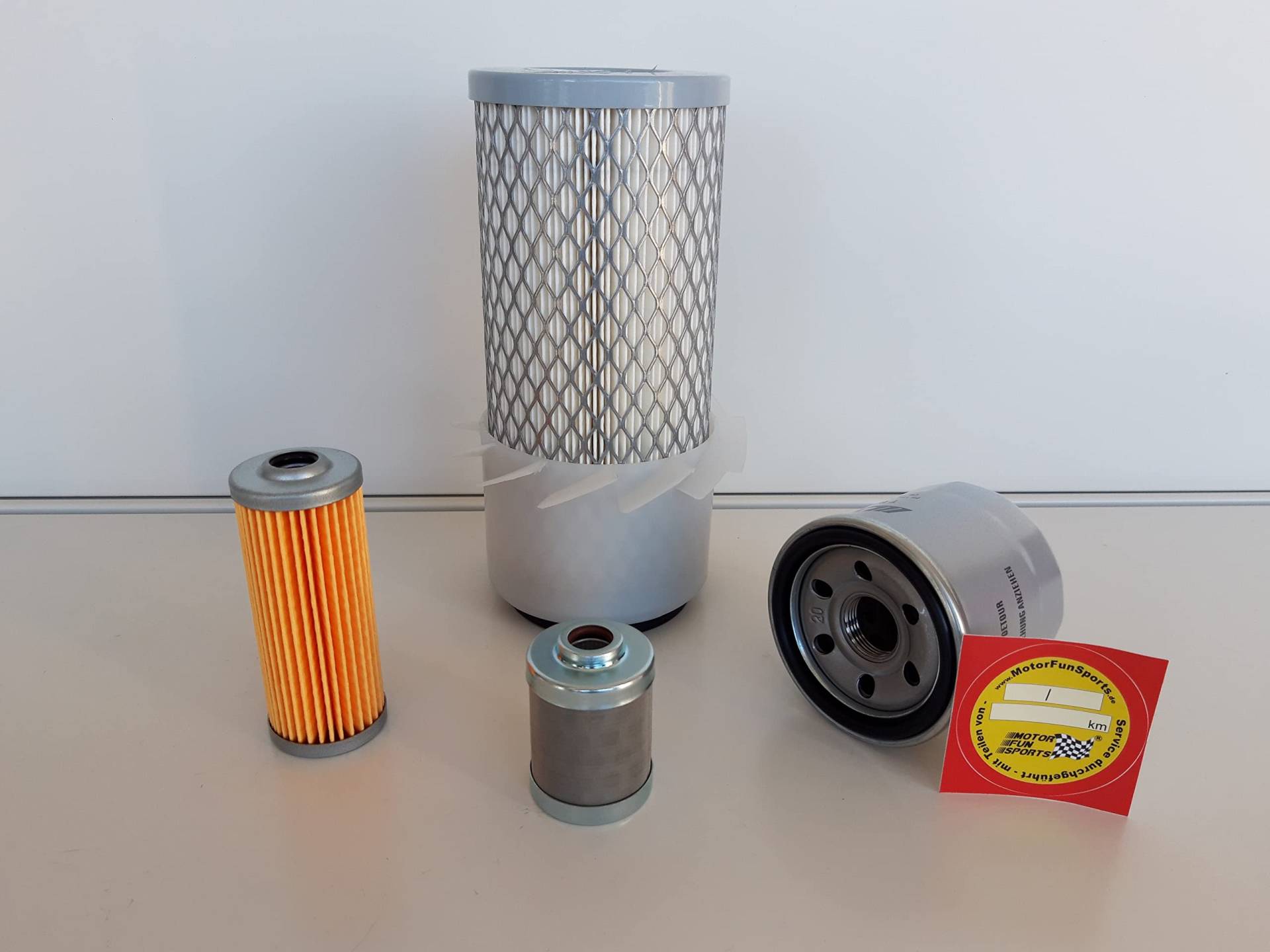 Filter - Set (klein) kompatibel mit Yanmar B 17-2 mit Motor 3TNE68L Ölfilter, Luftfilter, Kraftstofffilter von Motor Fun Sports