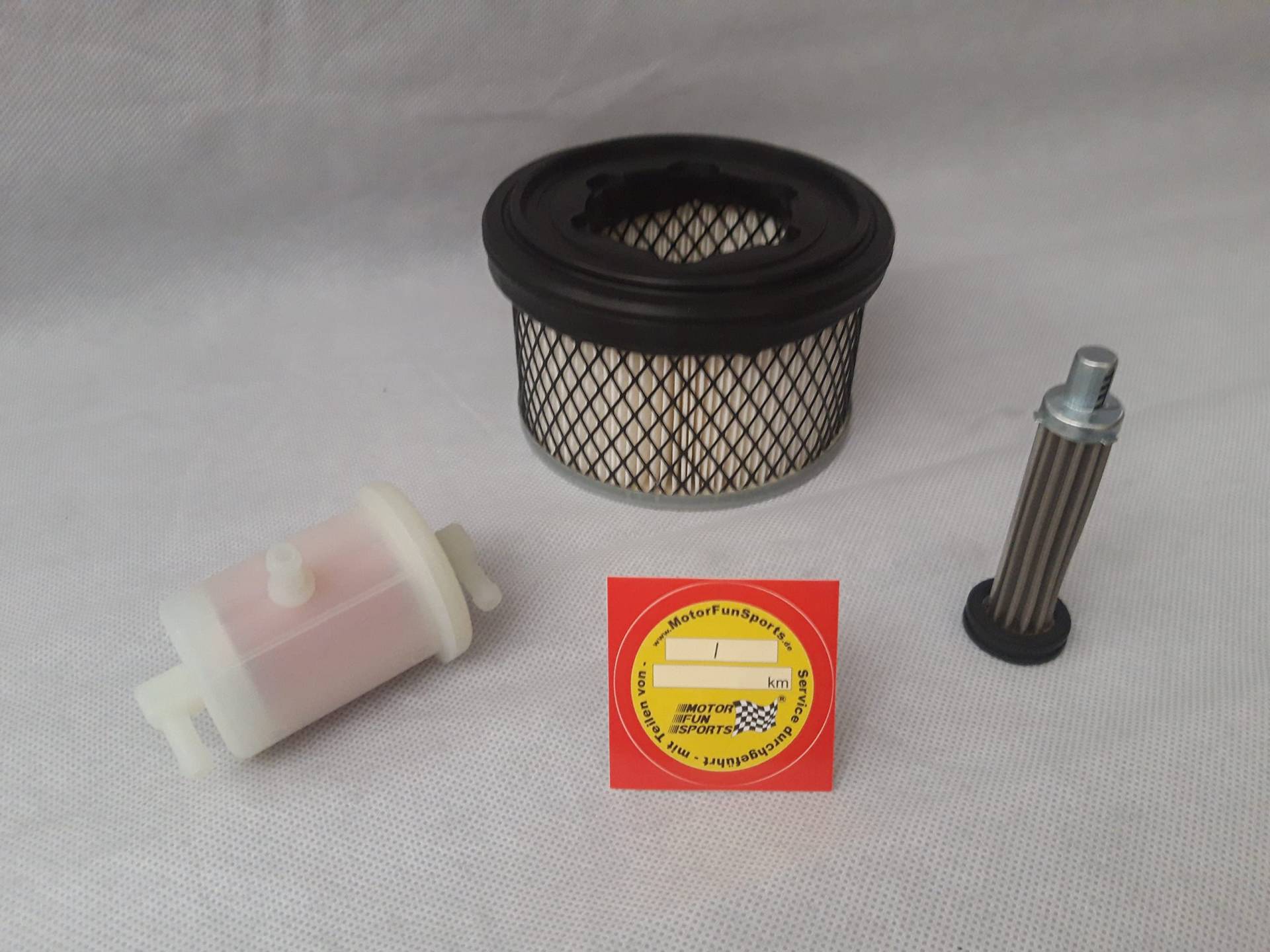 Filter Set kompatibel mit Bomag BPR 55/65 D mit Motor Lombardini 15LD440 Ölfilter Luftfilter Kraftstofffilter Filter Set kompatibel mit Bomag BPR 55/65 D mit Motor Lombardini 15LD440 Ölfilter Luftfilter Kraftstofffilter von Motor Fun Sports
