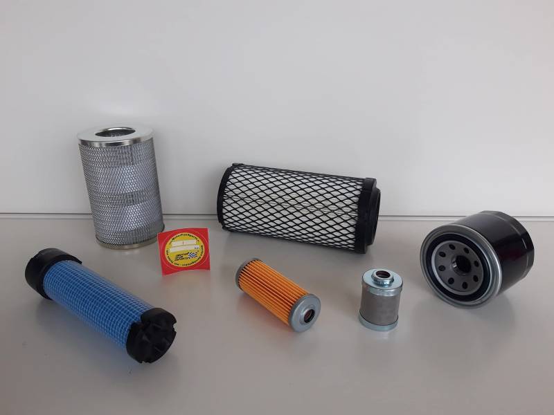 Filter - Set (groß) kompatibel mit Komatsu PC 16 R-3/-HS Ölfilter, Luftfilter, Kraftstofffilter, Hydraulikfilter von MotorFunSports