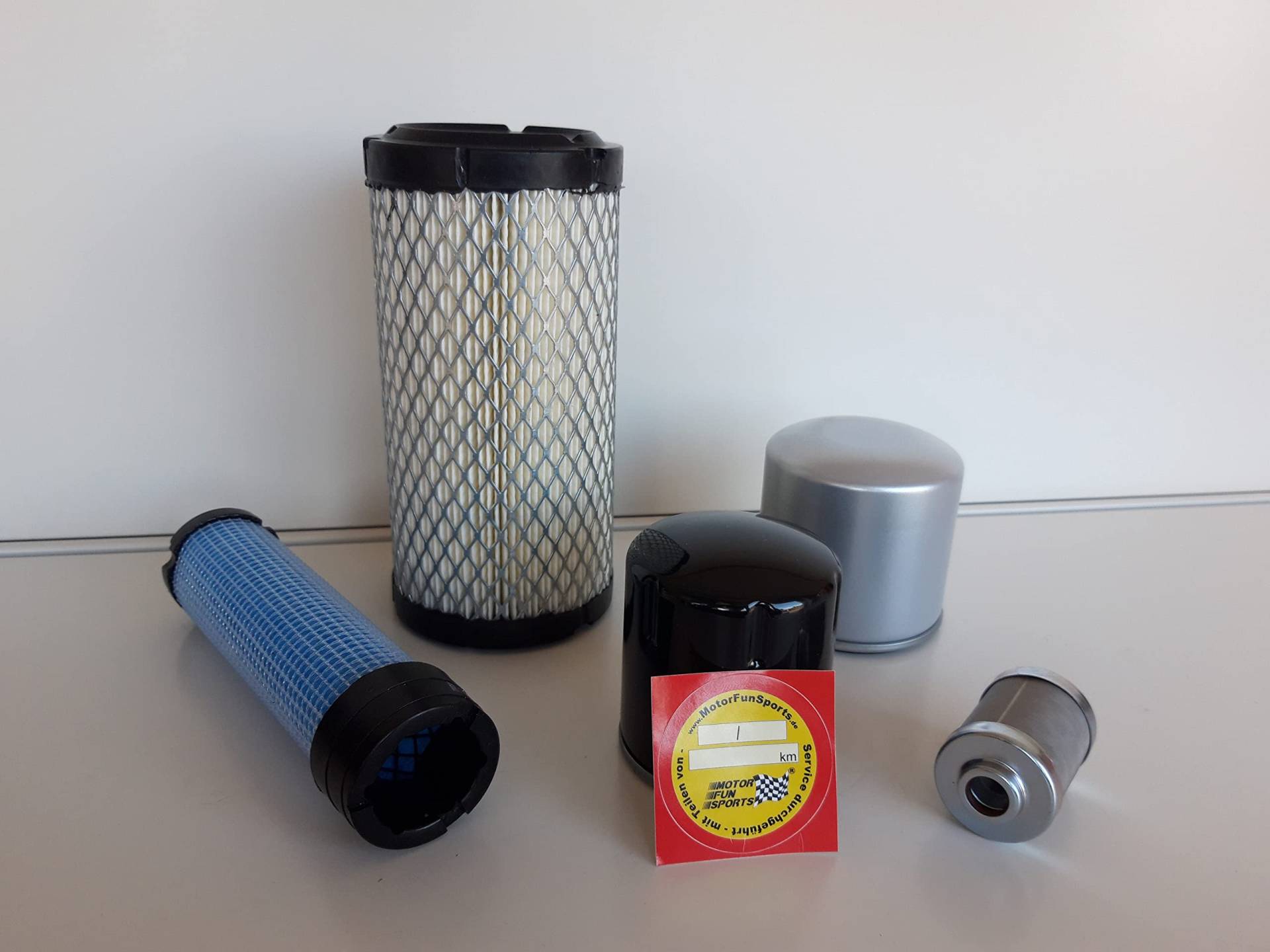 Filter - Set (klein) passend für Kubota KX 015-4 bis KX 019-4 Ölfilter Luftfilter Kraftstofffilter von MotorFunSports