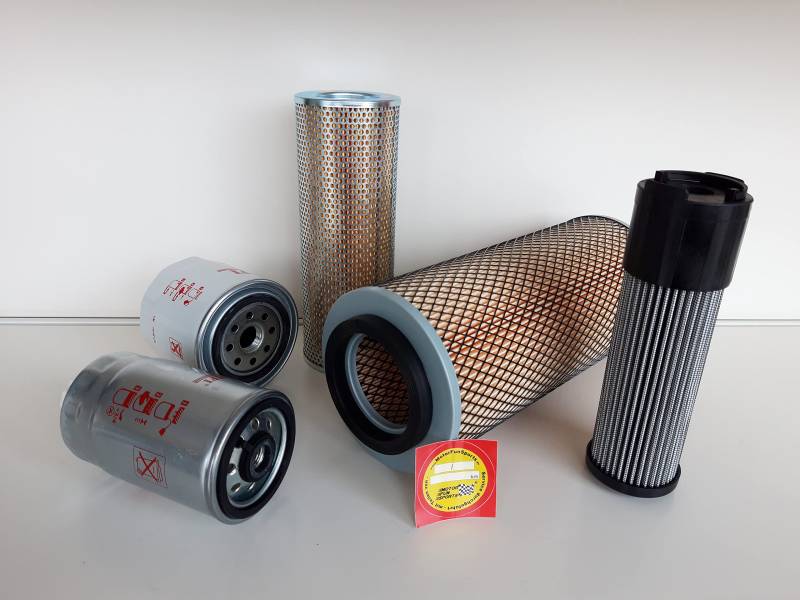 Filter - Set groß passend für Schaeff SKL 831 Ölfilter, Luftfilter, Kraftstofffilter, Hydraulikfilter von MotorFunSports