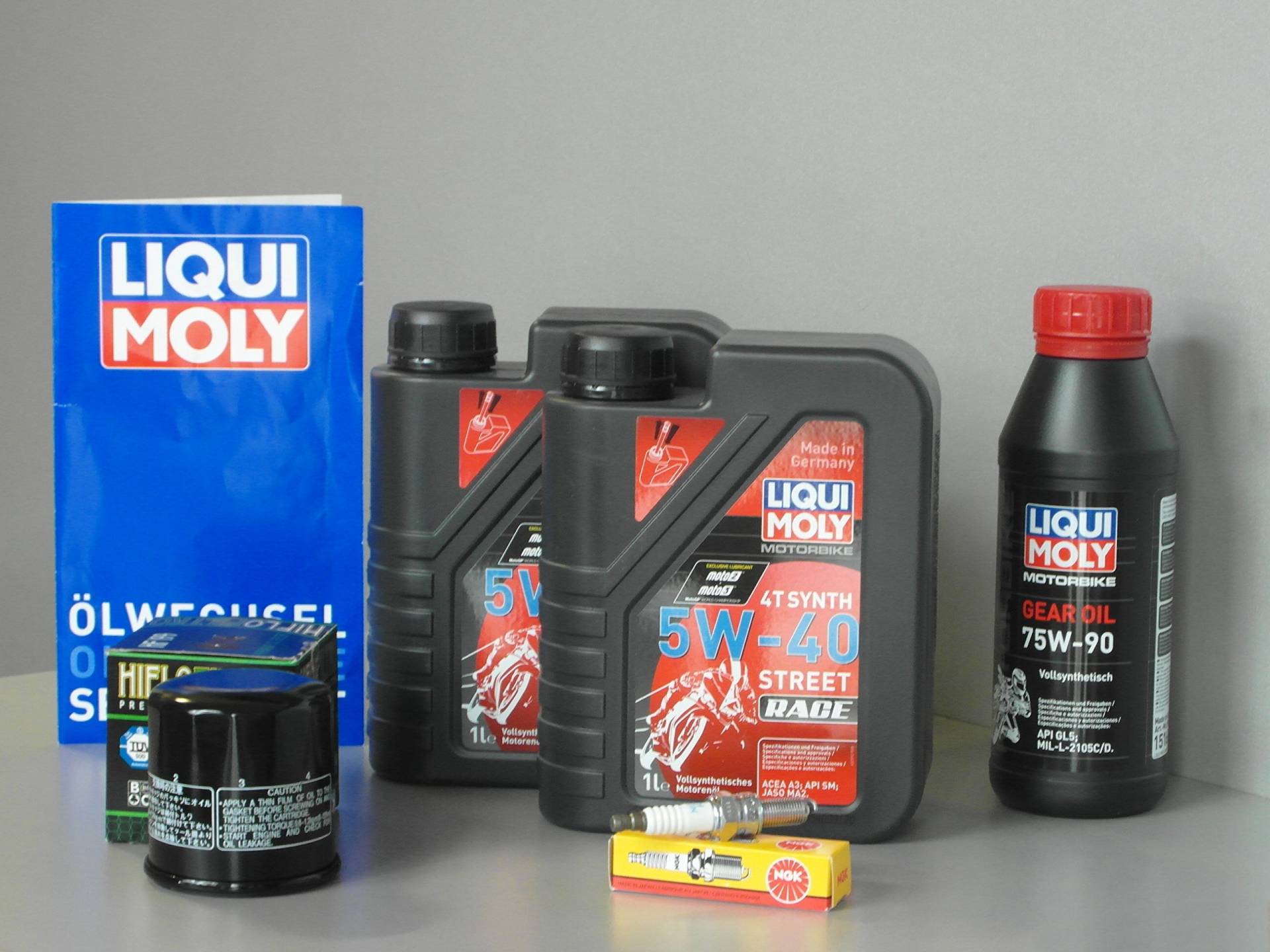 Wartungs - Set Polaris Sportsman 570, Inspektion Ölfilter Getriebeoel Zündkerze Wartungs - Set Polaris Sportsman 570, Inspektion Ölfilter Getriebeoel Zündkerze von MotorFunSports