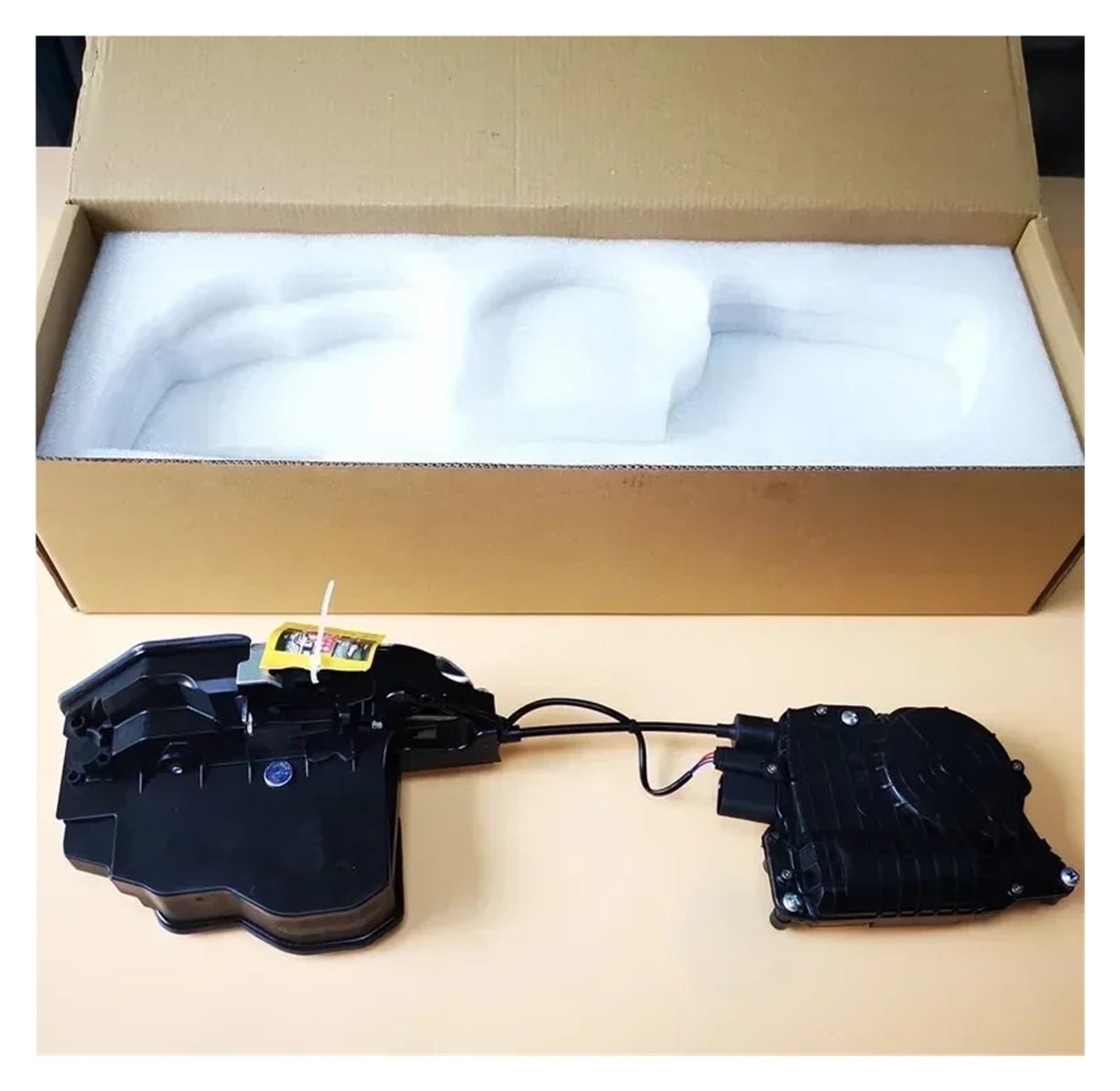 Türschloss Stellmotor Mit Türschlossantrieb Soft-Close-System Für 5er F18 F11 F10 7er F01 F02 51217185689 51217185692 51227185687 Zentralverriegelungen(Rear Left High) von NAUTIG