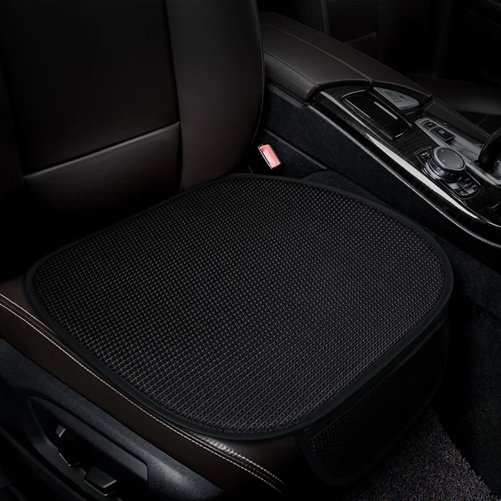 NNBINK Universal Auto Sitz Pad Atmungsaktive Und Erfrischende Auto Sitzbezüge Automobil Innen Auto Sitz Schutz Pads Auto Zubehör Autositz Sitzauflagen(Black,1pc Front seat pad) von NNBINK
