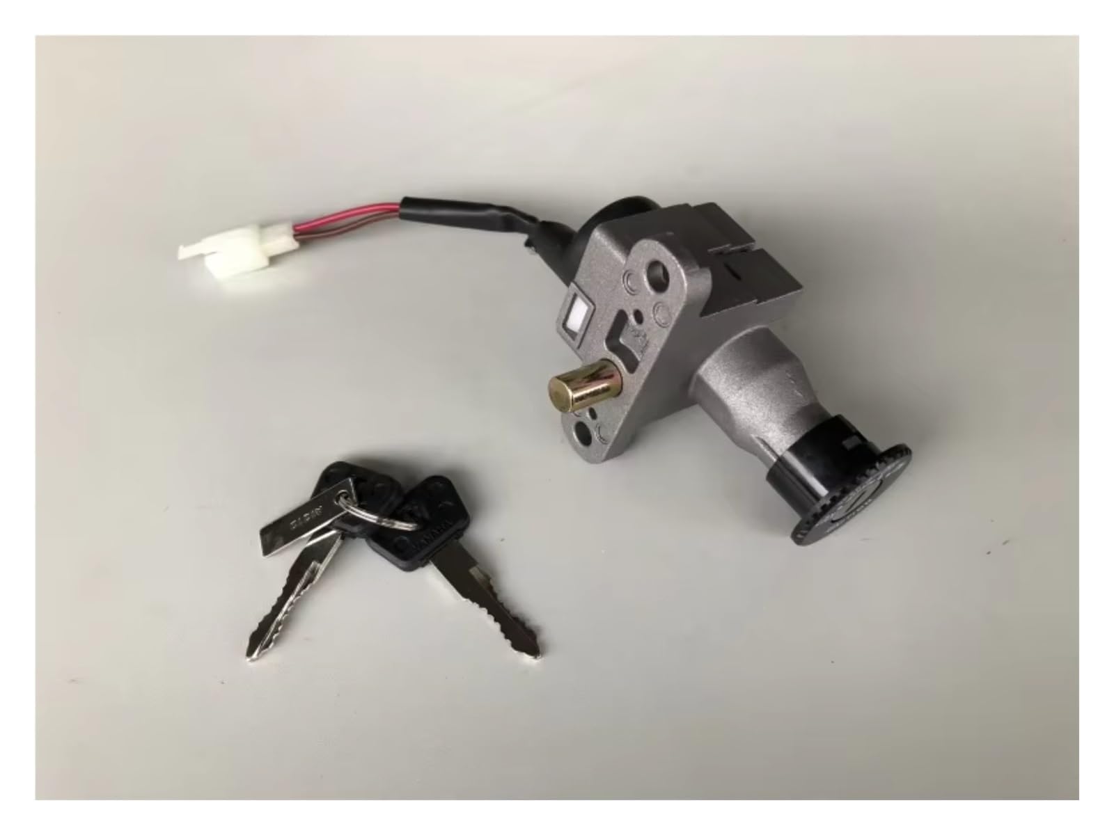 Zündschlüsselschalter Für Jog 100cc Gy6 125 Cc 100 125 Motorrad Roller Jog 100 2 Draht 4 Draht Elektrische Zündung Schalter Lock Set Power Türschloss Start Key Lock Schalter(2 Wire) von NOVEMS