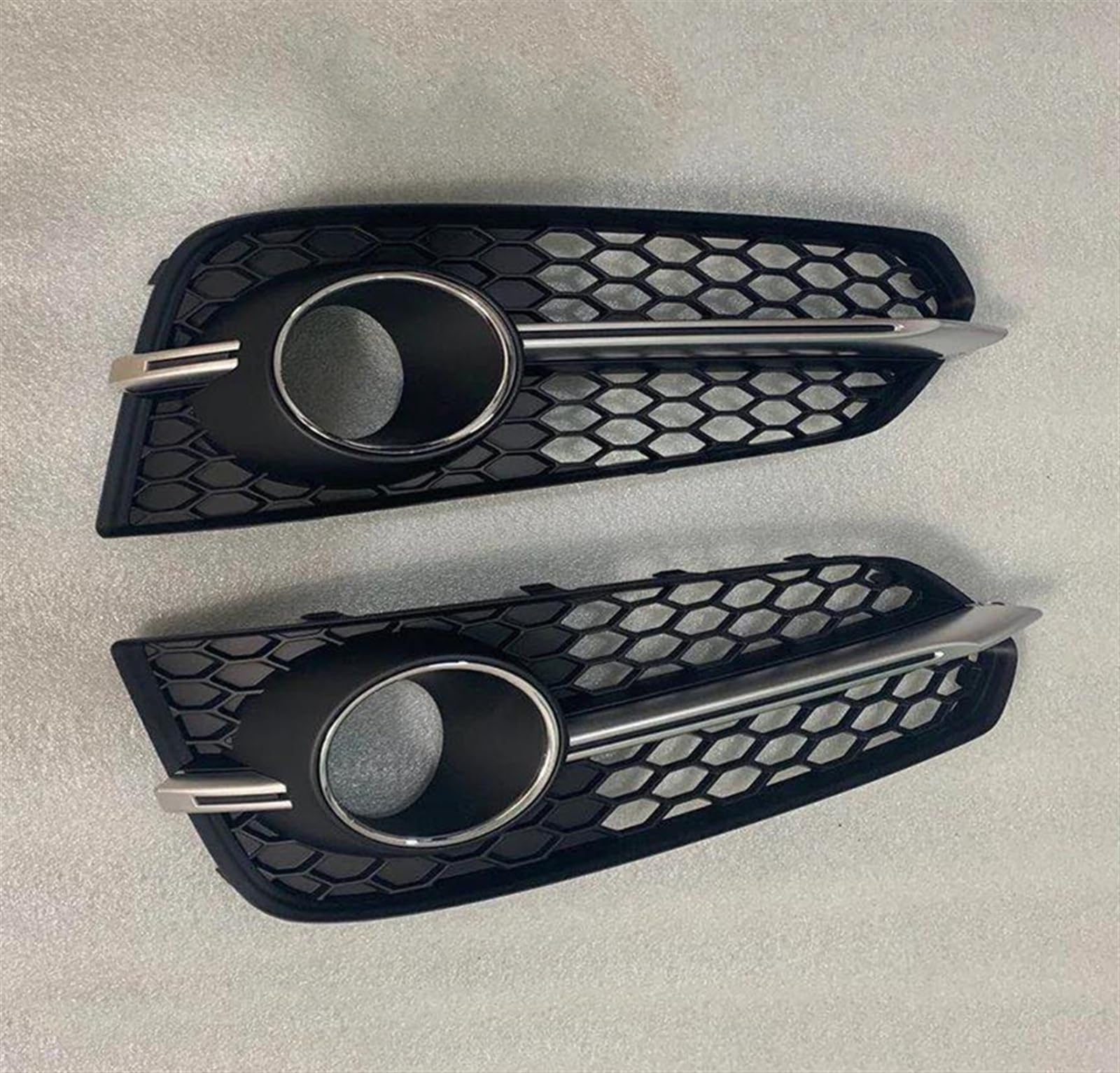NUOSDEX Nebelscheinwerfergitter Kompatibel Mit A8 S8 2015 2016 2017, Auto-Nebelscheinwerfer-Lampenabdeckung, Waben-Frontgrill, Auto-Styling-Zubehör NUOSDEX Nebelscheinwerfergitter Kompatibel Mit A8 S8 2015 2016 2017, Auto-Nebelscheinwerfer-Lampenabdeckung, Waben-Frontgrill, Auto-Styling-Zubehör von NUOSDEX