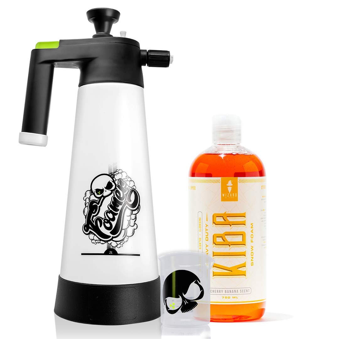 Nuke Guys Snow Foam Set: Nuke Guys Foamer 2L Schaumsprüher + Wizard of Gloss Kiba Snow Foam 750ml + Nuke Guys Messbecher 150ml skaliert mit Nuke Guys skull von Nuke Guys