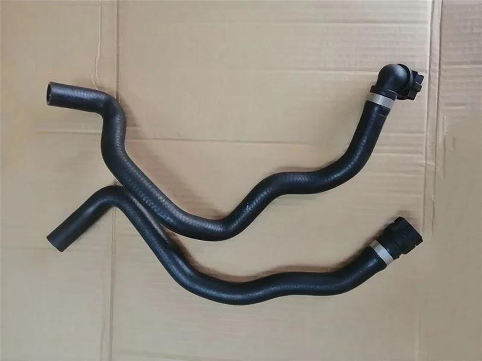 OTOZUM Kompatibel Mit A4 B6 2001 2002 2003 2004 2005 8E1819371H 8E1819373AA Automotorkühlung Kühlmittel Kühlerschläuche Heizungsschlauchleitung Kühlerschlauch OTOZUM Kompatibel Mit A4 B6 2001 2002 2003 2004 2005 8E1819371H 8E1819373AA Automotorkühlung Kühlmittel Kühlerschläuche Heizungsschlauchleitung Kühlerschlauch von OTOZUM