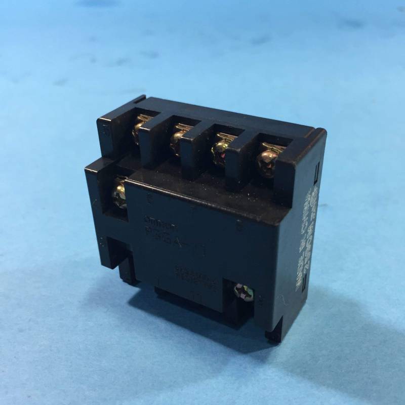 P3GA-11 | 120939 | OMRON SOCKET FOR USE WITH H3CR-A SERIES, H3CR-F SERIES, H3CR-H SERIES, 11 PIN von Omron