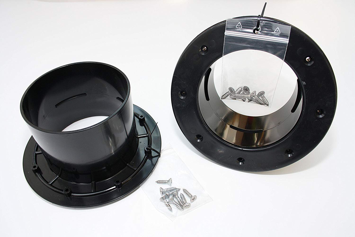 Osaga ABS 110mm Tankdurchführung Foliendurchführung Durchführung Behälterdurchführung mit Gegenflansch, 110 mm, schwarz Osaga ABS 110mm Tankdurchführung Foliendurchführung Durchführung Behälterdurchführung mit Gegenflansch, 110 mm, schwarz von Osaga