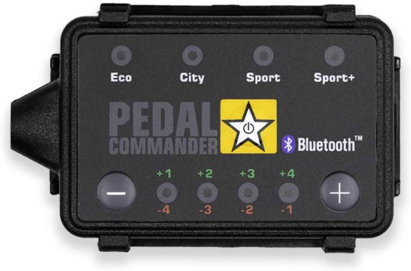 Pedal Commander ist für BMW 3er E46, Limousine, Touring, Compact, Coupe (2001-2006) und alle anderen Modelle Benzin und Diesel - GasPedal Tuning Zubehör von PEDAL COMMANDER