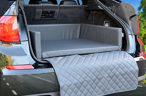 Autoschondecke - Kofferraum Schutzdecke - Auto - Hundebett in Grau Kunstleder von PadsForAll