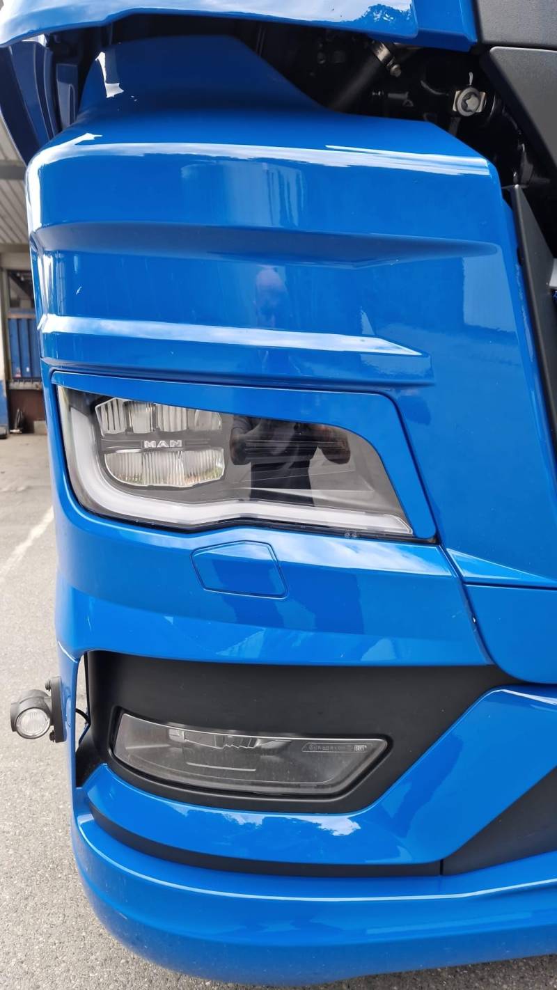 2 Teilig - Böser Blick - passend für TGX 2021 +(Set) Lackierbereit von Peritus Inox