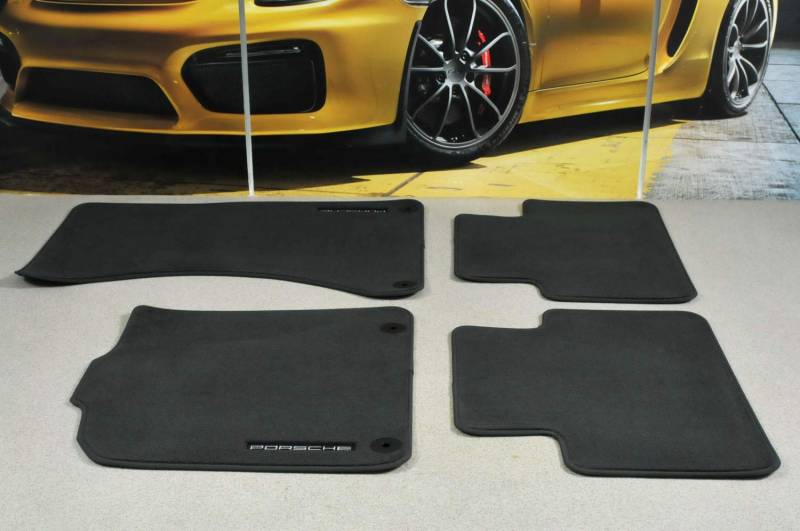 Porsche 95B Fussmatten Velours/4 Teile/Schwarz/Floor mat Black von TEILECOM