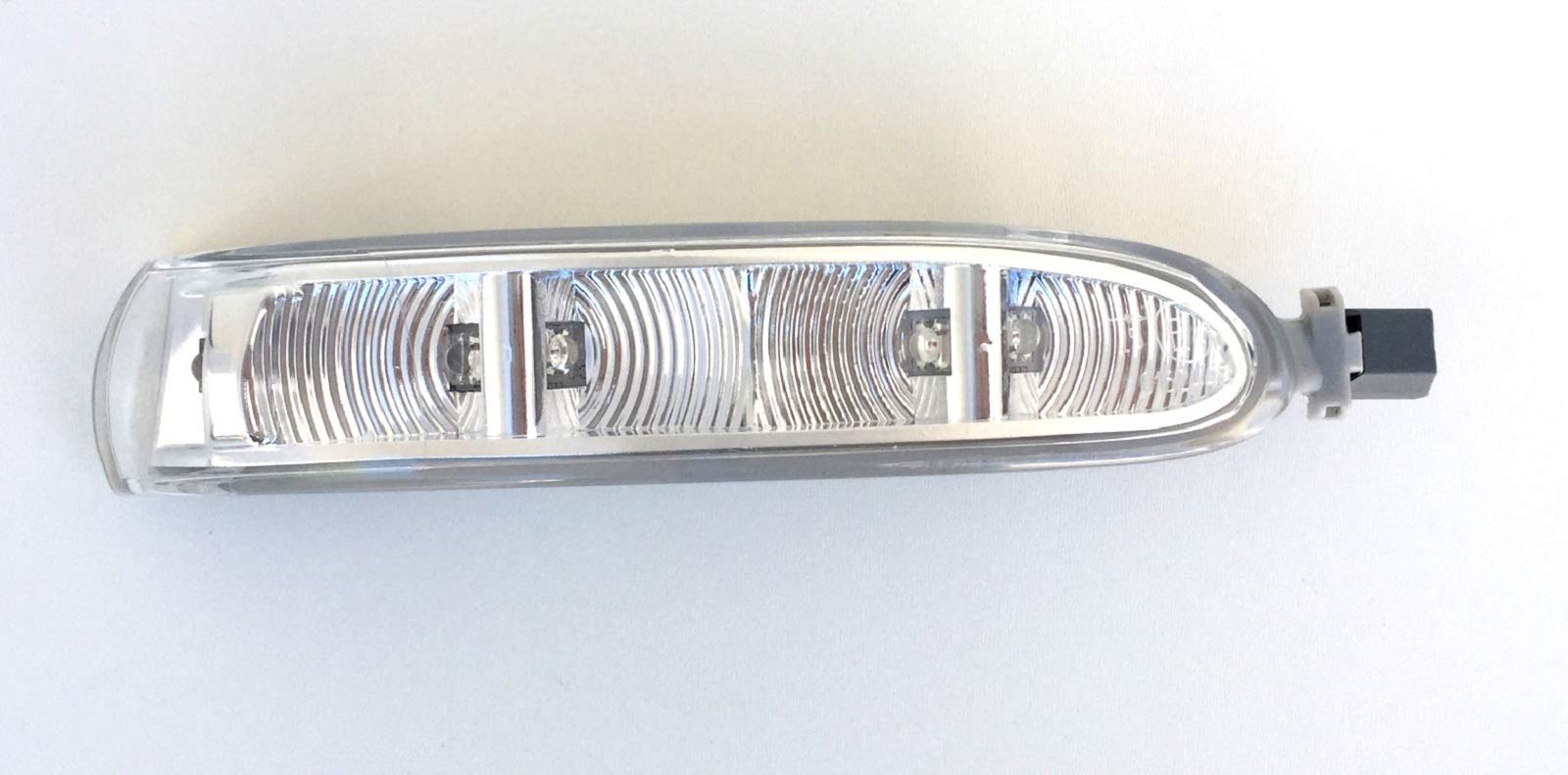 Pro!Carpentis Blinker LED kompatibel mit W639 bis Facelift 2006, Spiegelblinker Blinkleuchte für Außenspiegel rechts Pro!Carpentis Blinker LED kompatibel mit W639 bis Facelift 2006, Spiegelblinker Blinkleuchte für Außenspiegel rechts von Pro!Carpentis