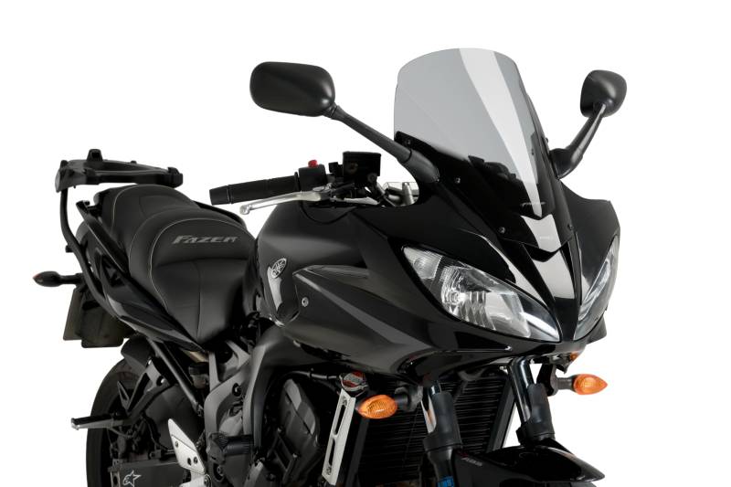 Racing-Windschild Puig Referenz 4366H in Rauchgrau für Motorrad mit sportlichem und aerodynamischem Design, gefertigt aus widerstandsfähigem Material und im Windkanal entwickelt von Puig