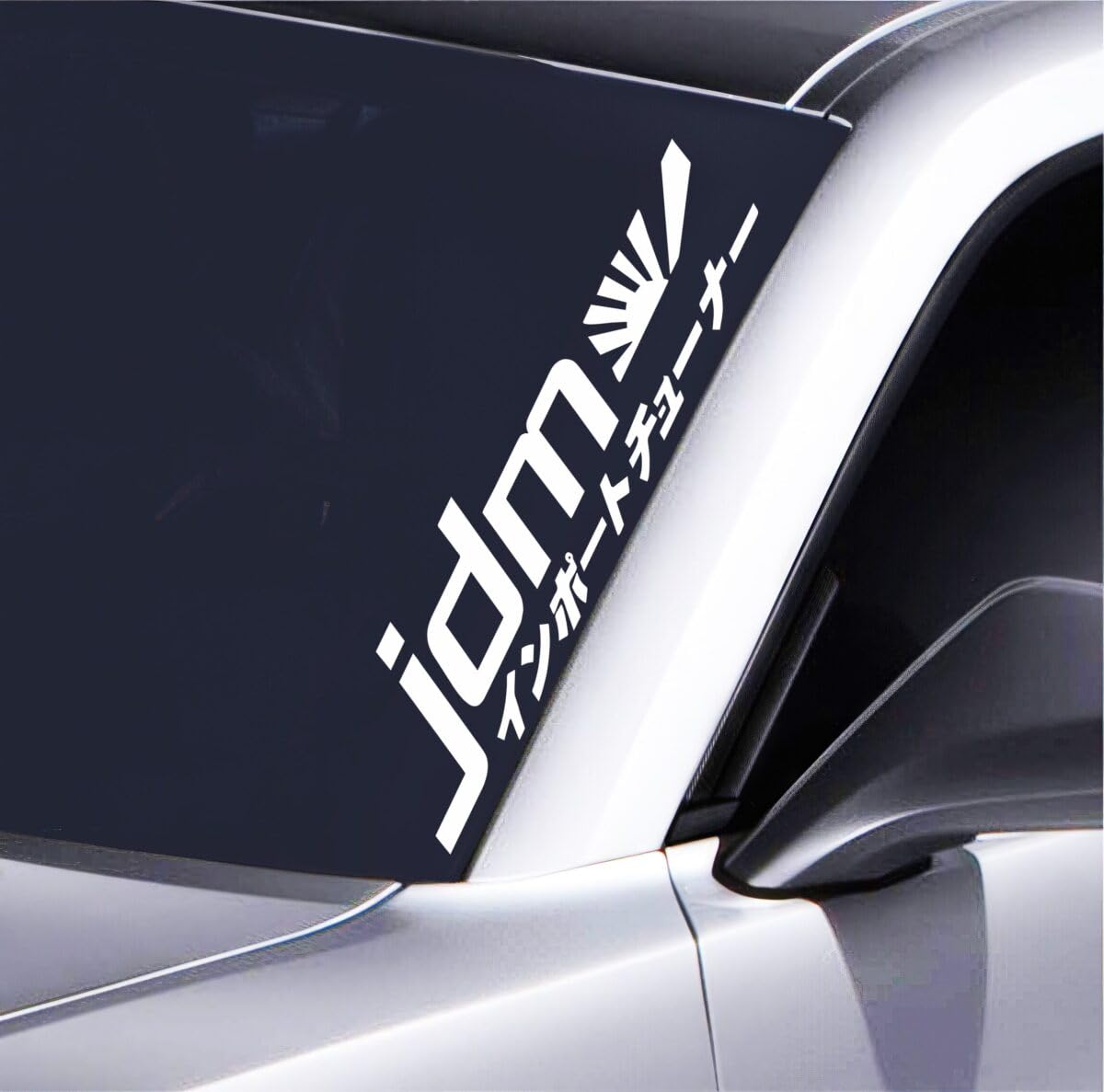 JDM Auto Aufkleber Frontscheibe - 55x12,5 cm Sonnenblendstreifen - Japanischer Schriftzug - Tuning Sticker für Windschutzscheibe - Blickfang für JDM-Fans, Weiß JDM Auto Aufkleber Frontscheibe - 55x12,5 cm Sonnenblendstreifen - Japanischer Schriftzug - Tuning Sticker für Windschutzscheibe - Blickfang für JDM-Fans, Weiß von Pure Print Cut
