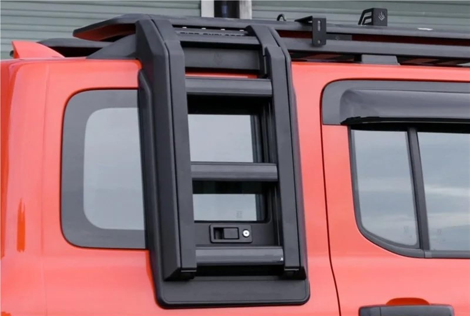 Dachreling Auto Dachträger Gepäck Fracht Träger Halterung Auto 4x4 Off-Road LKW Rack Und Seite Leiter Für Tank 300 Dachgepäckträger Aus Aluminiumlegierung(Schwarz) von QIFANB