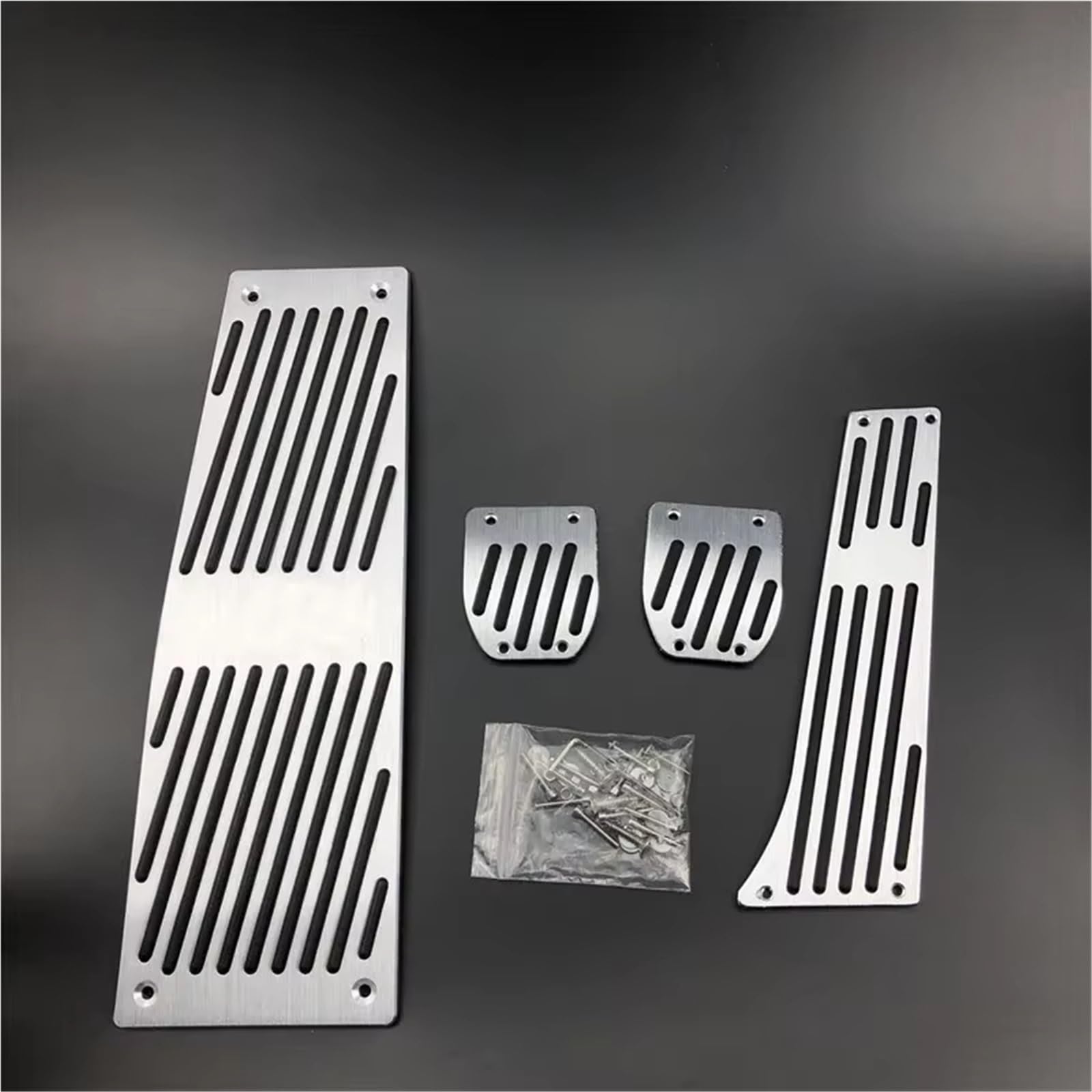 Pedalkappen Bremse Autozubehör für E60 E61 E63 E64 E70 für M5 M6 Gaspedal Bremse Fußstütze Pedal Pads Styling Gas Bremse Fußstütze(Drill MT 4piece Silver) von Qjahxkf