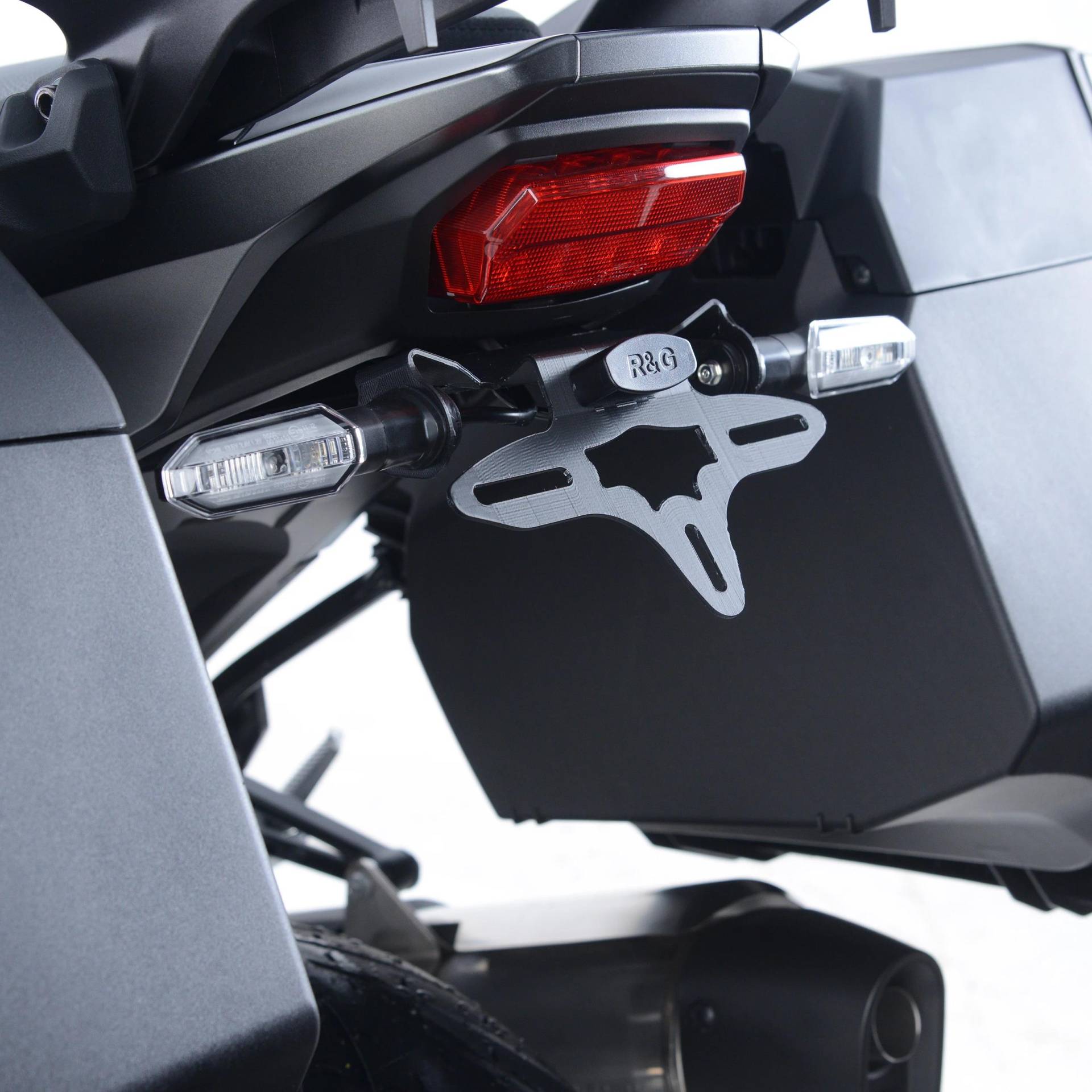 R&G Kennzeichenhalter Heckumbau Honda NT 1100 / DCT Bj.2022-2024 inkl.LED plug&play /eintragungsfrei R&G Kennzeichenhalter Heckumbau Honda NT 1100 / DCT Bj.2022-2024 inkl.LED plug&play /eintragungsfrei von R&G Racing