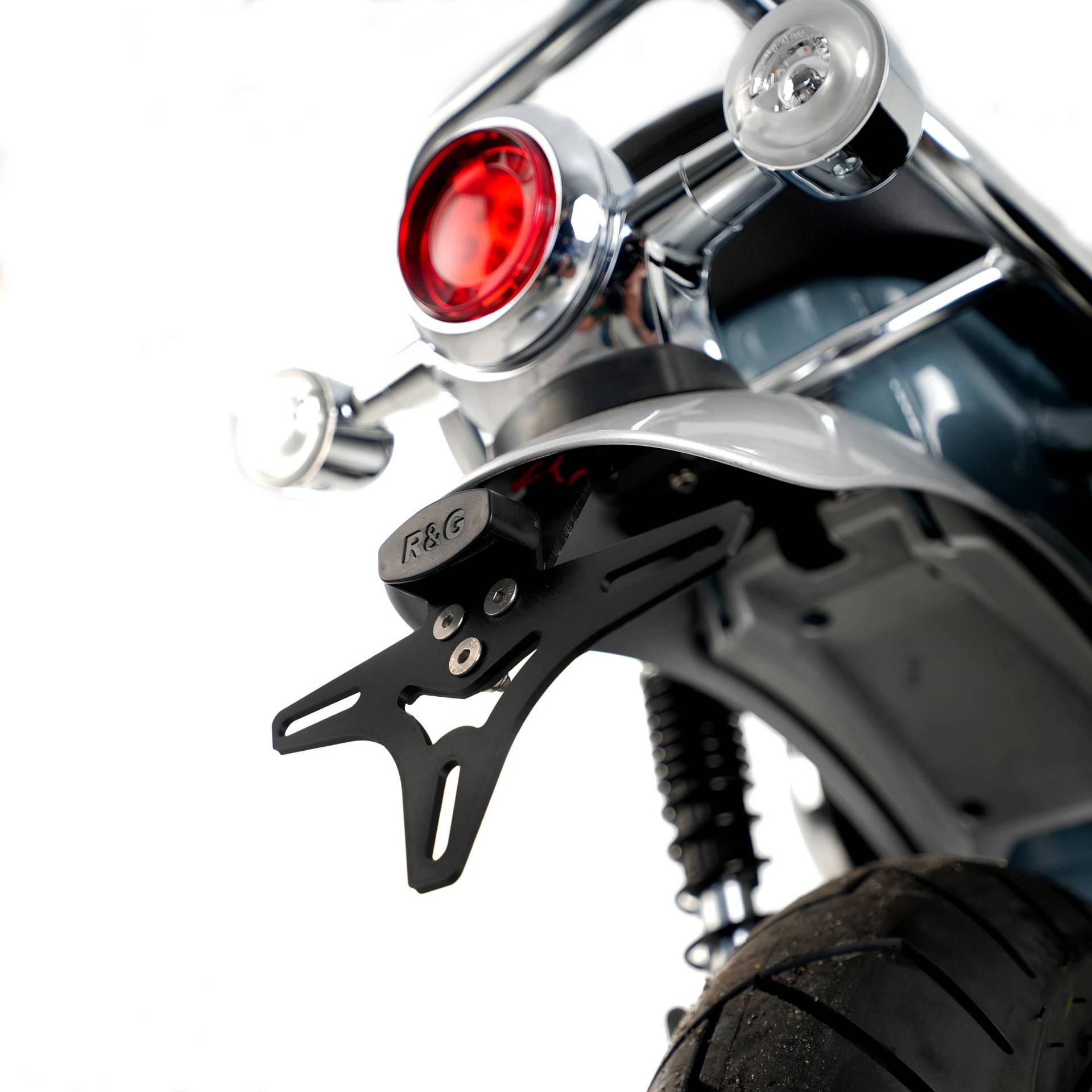 R&G Kennzeichenhalter Heckumbau Honda ST 125 Dax Bj.22-24+LED Rückleuchte plug&play eintragungsfrei R&G Kennzeichenhalter Heckumbau Honda ST 125 Dax Bj.22-24+LED Rückleuchte plug&play eintragungsfrei von R&G Racing