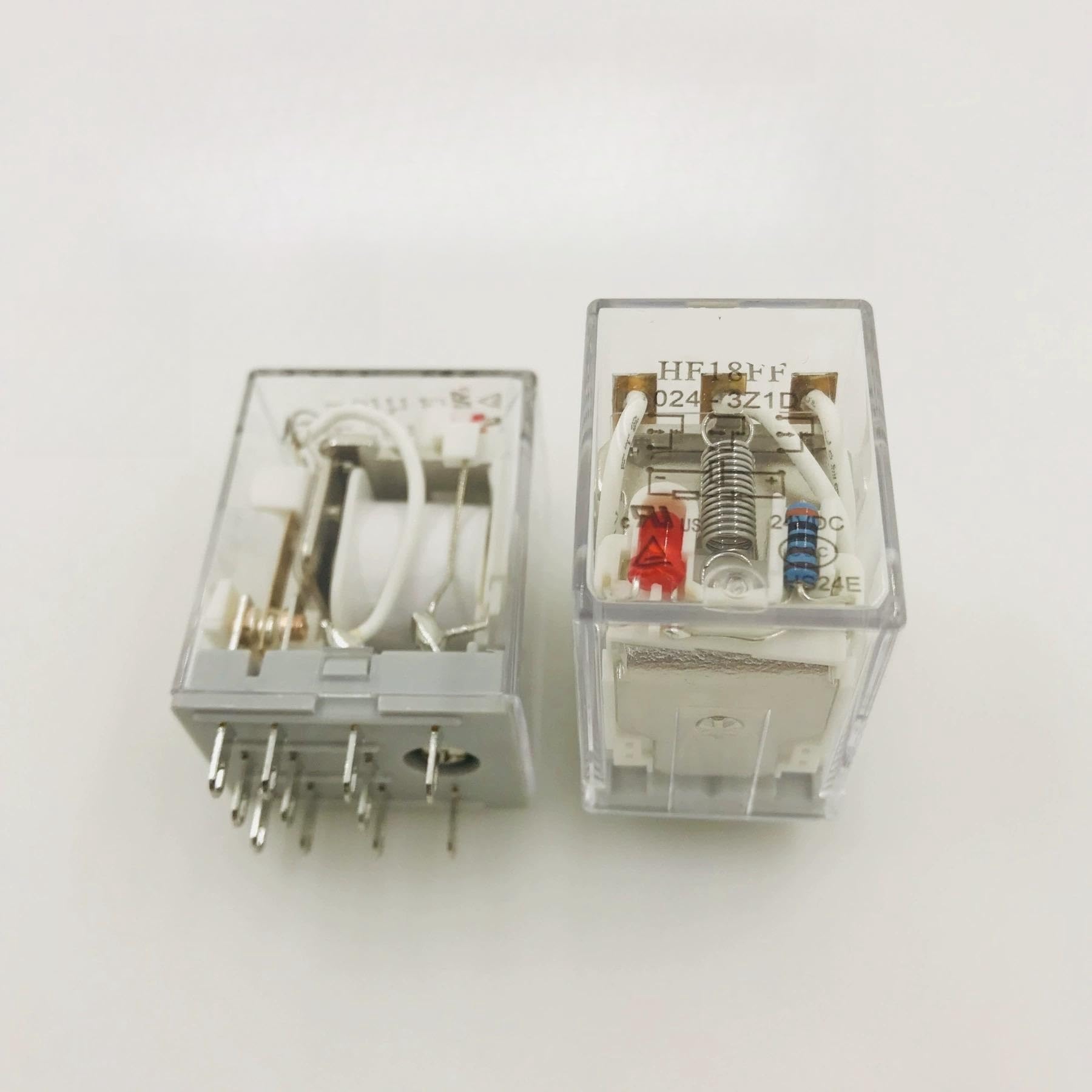 Relay HF18FF-024-3Z1D 11 pin 3 group conversion 7A250VAC socket type with light RRBXXUYN Relay HF18FF-024-3Z1D 11 pin 3 group conversion 7A250VAC socket type with light RRBXXUYN von RRBXXUYN