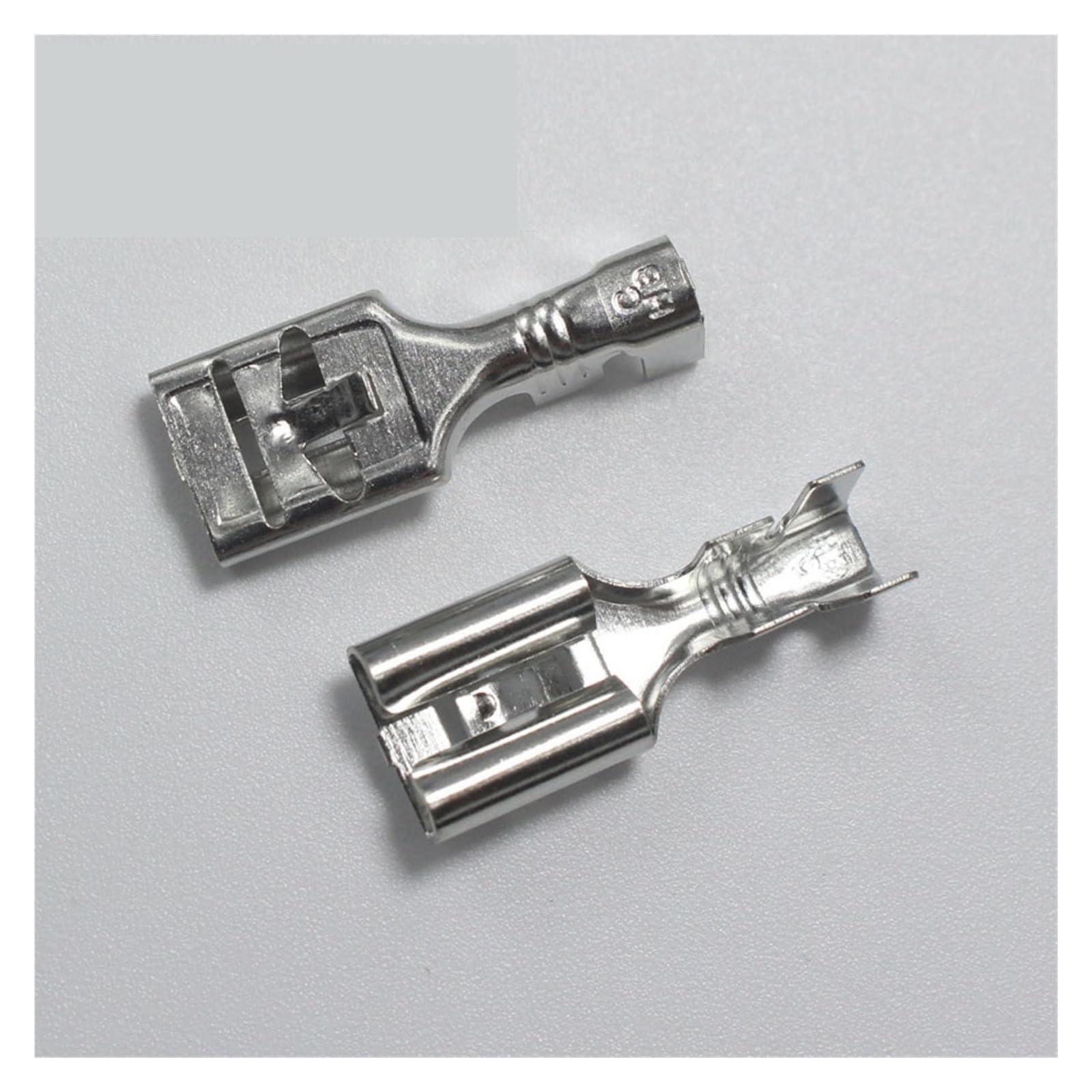 10Pcs 9.6mm Female Crimp Terminal 9.5 High Current Car Automotive Connector Spade Terminals for 2-4mm2 Cable 10Pcs 9.6mm Female Crimp Terminal 9.5 High Current Car Automotive Connector Spade Terminals for 2-4mm2 Cable von RVBLRDSE