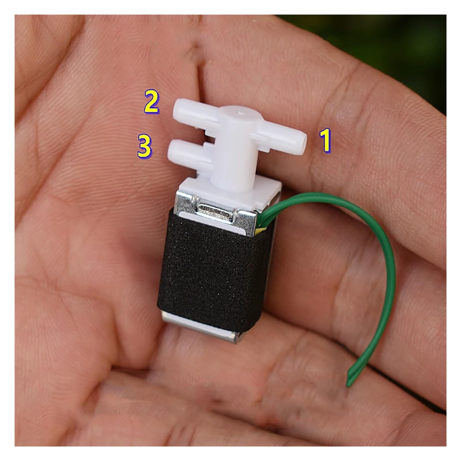Normally Closed 2-Position 2-Way Air Valve DC 9V-12V Electromagnetic Valve Instrument Equipment Control Air Valve Motor Speed Controllers Normally Closed 2-Position 2-Way Air Valve DC 9V-12V Electromagnetic Valve Instrument Equipment Control Air Valve Motor Speed Controllers von RVBLRDSE