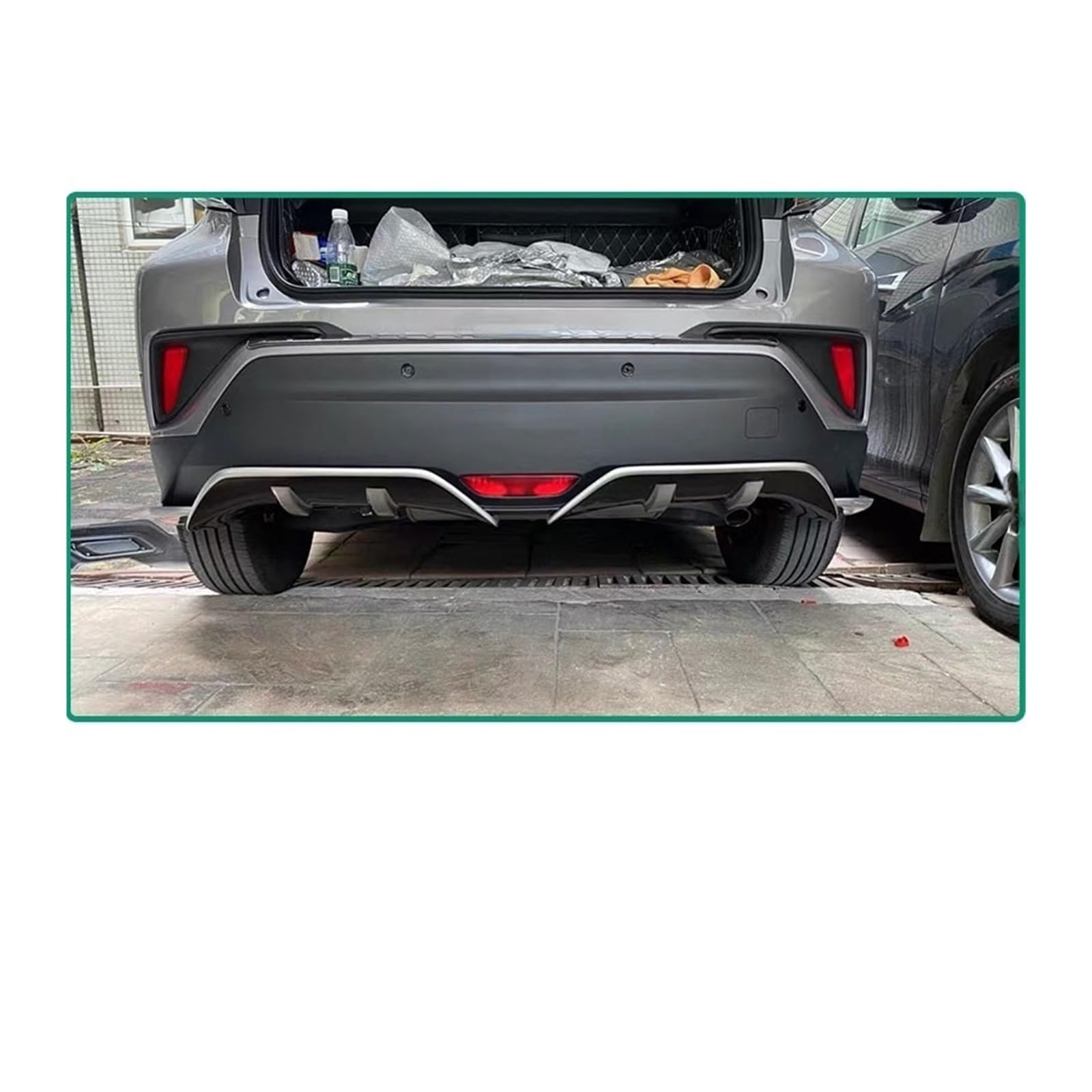 Kompatibel für Toyota CHR 2016-2020 Heckstoßstangendiffusor 4-teiliger Spoiler Hecklippe Außenmodifikation FRP-Harz Autozubehör(Black and white) von RYWRLQRA