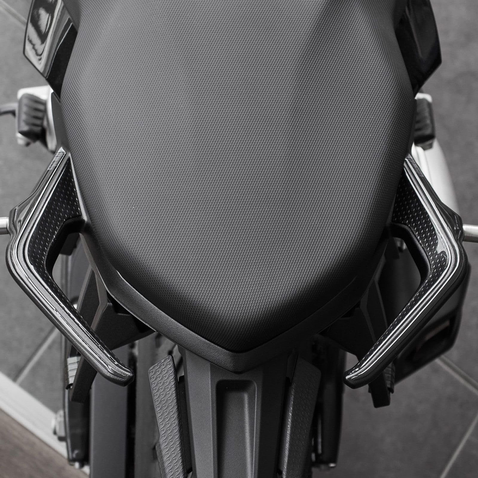 Resin Bike Aufkleber Motorrad Kompatibel Mit BMW F 900 XR 2022-2024 Triple Black. Motorrad Hinterer Passagiergreifer vor Stößen und Kratzern. 3D Klebstoff Harz Aufkleber Set - Stickers Made in Italy Resin Bike Aufkleber Motorrad Kompatibel Mit BMW F 900 XR 2022-2024 Triple Black. Motorrad Hinterer Passagiergreifer vor Stößen und Kratzern. 3D Klebstoff Harz Aufkleber Set - Stickers Made in Italy von Resin Bike
