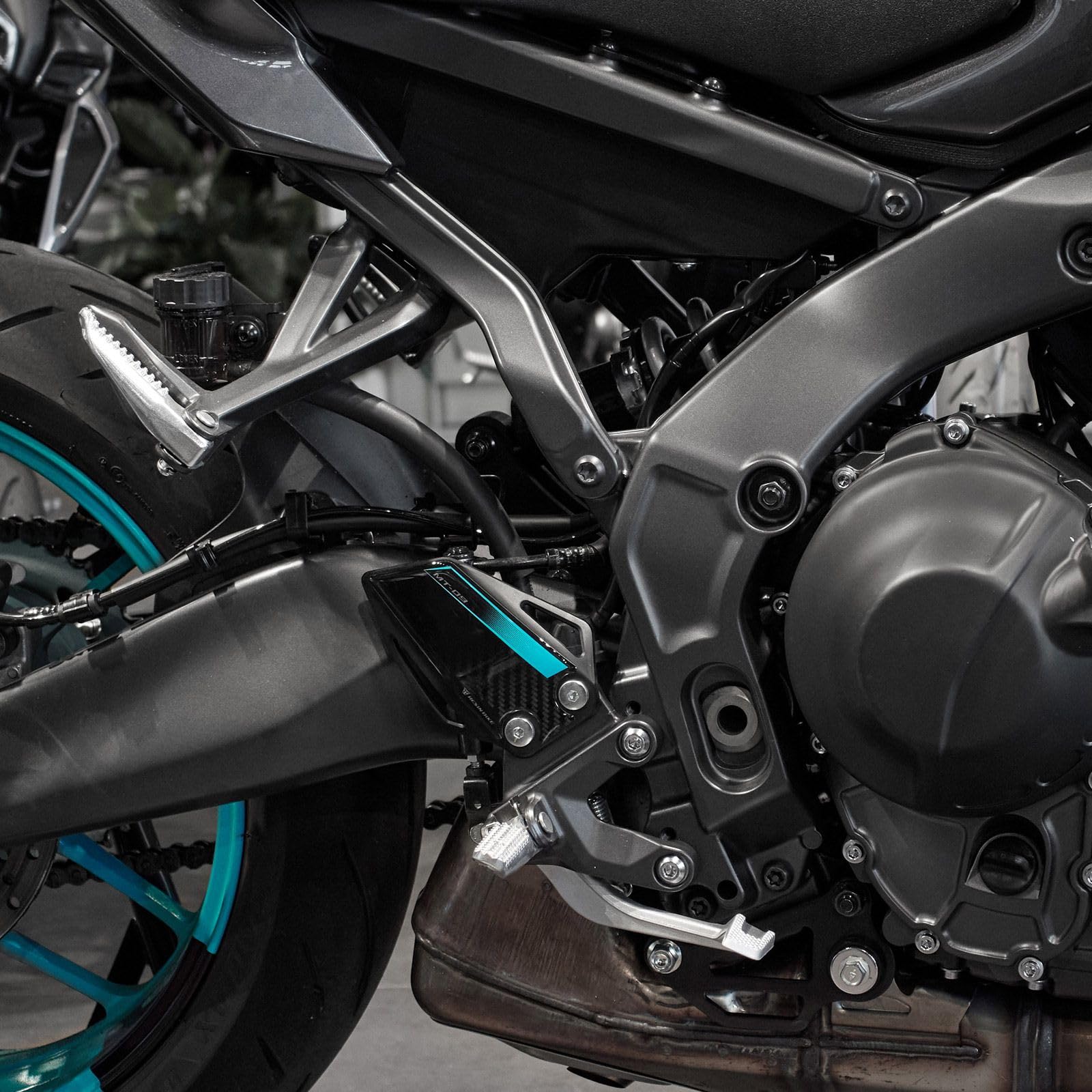 Resin Bike Aufkleber Motorrad Kompatibel Mit Yamaha MT-09 2024 Midnight Cyan. Motorrad-Fersenschützer vor Stößen und Kratzern. Klebstoff Harz Aufkleber Set - Stickers Made in Italy Resin Bike Aufkleber Motorrad Kompatibel Mit Yamaha MT-09 2024 Midnight Cyan. Motorrad-Fersenschützer vor Stößen und Kratzern. Klebstoff Harz Aufkleber Set - Stickers Made in Italy von Resin Bike