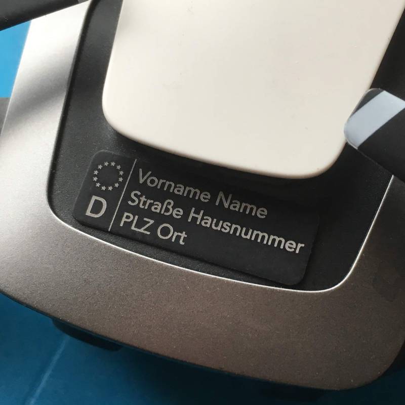 Roboterwerk Fahrzeug-Kennzeichen für Drohnen - Namensschild und/oder mit ab 2021 geforderter e-ID, 30x10mm, Aluminium eloxiert Schwarz von Roboterwerk