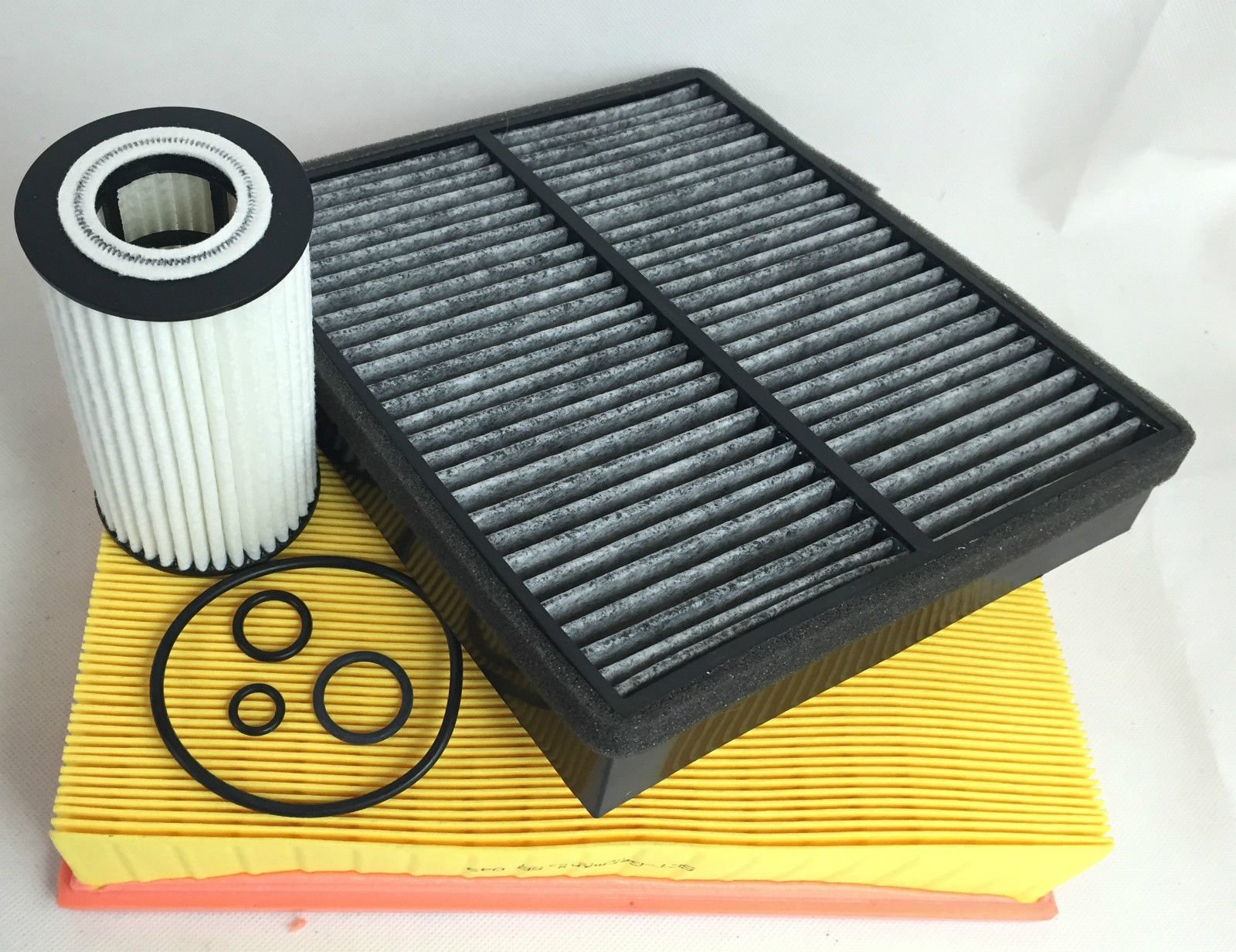FILTER SET ÖLFILTER LUFTFILTER AKTIVKOHLEFILTER FILTER SET ÖLFILTER LUFTFILTER AKTIVKOHLEFILTER von SCT GERMANY