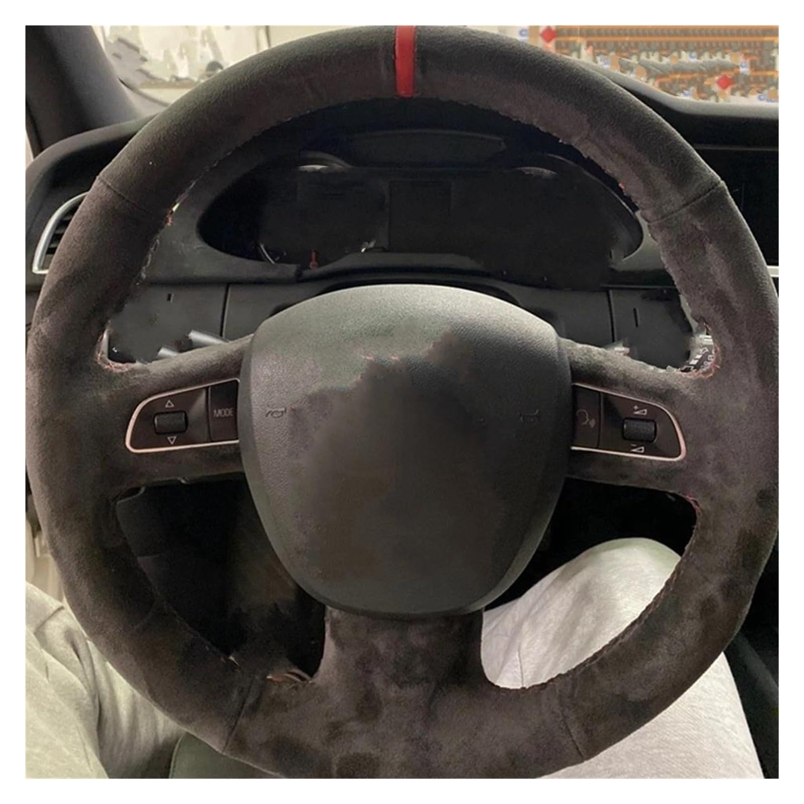 Lenkradschutz rutschfeste Wildleder-Leder-Geflecht-Auto-Lenkrad-Abdeckung Für A3 (8P) A4 (B8) A5 A8 A8 L Q7 RS 4 S4 S5 S6 Autozubehör Lenkrad Abdeckung(Gelb) von SFGOFJGO