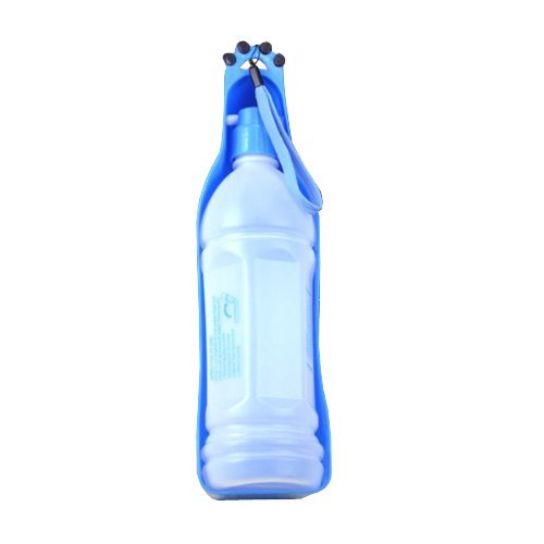 SODIAL(R) Plastikspiel Wasser Flasche fuer Hund Haustier 600ml von SODIAL(R)