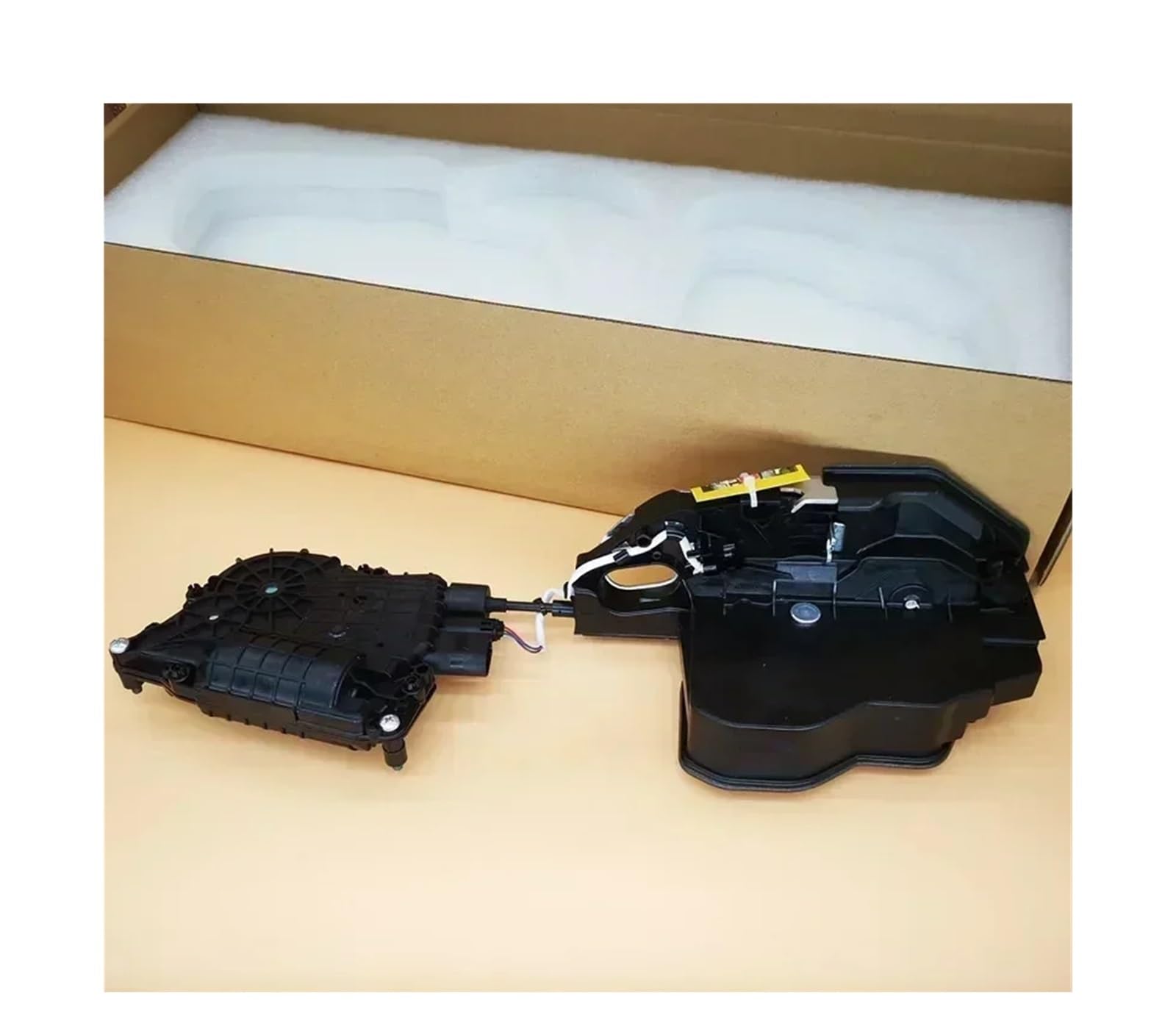 Zentralverriegelungen Auto Power Türschloss Antrieb Soft-Close-System Für X5 E70 X6 E71 E72 51217315019 51217315022 51227315023 51227315024 Türschloss Stellmotor Mit(Front Right High) von SPUFKGE