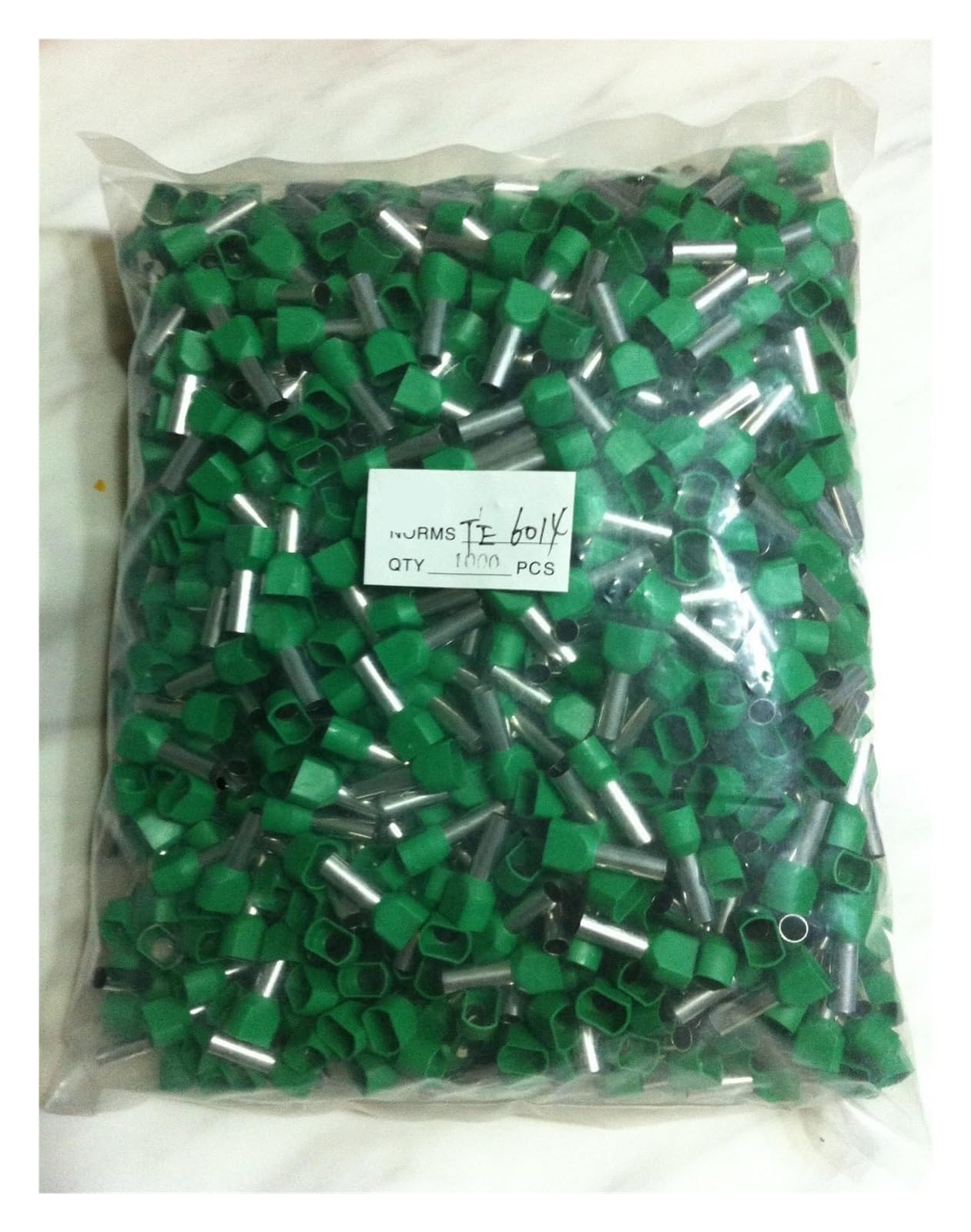 TE6014 Twin Dual Entry Wire Bootlace Ferrules 2 X 6.0mm2, 14.0mm Pin Length For 2 X 10 AWG TE6014 Twin Dual Entry Wire Bootlace Ferrules 2 X 6.0mm2, 14.0mm Pin Length For 2 X 10 AWG von SSOPTMCB