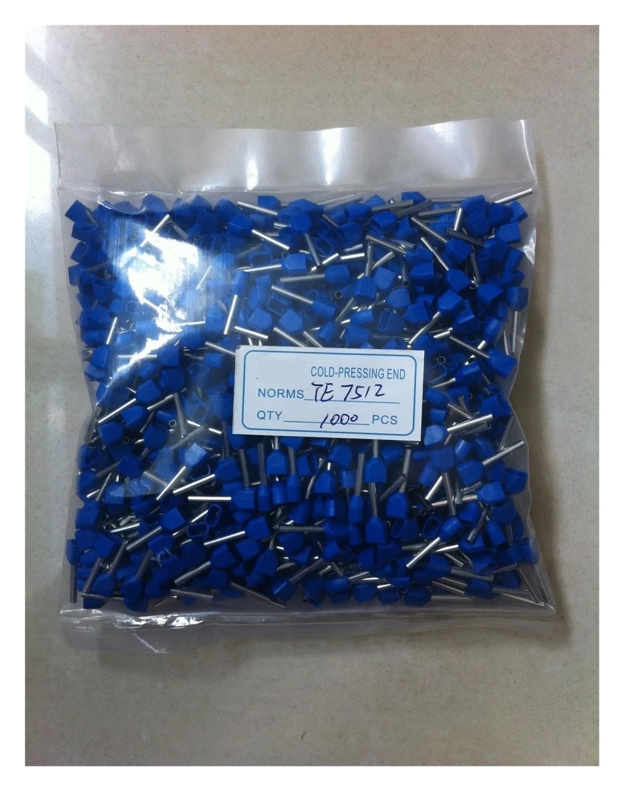 TE7512 Dual Entry Wire terminator Ferrules For 2 X 0.75mm terminal connector TE7512 Dual Entry Wire terminator Ferrules For 2 X 0.75mm terminal connector von SSOPTMCB