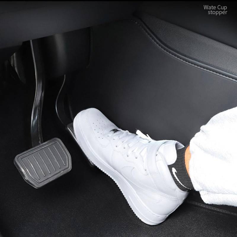 Für Tesla Model 3 Y Mittelkonsole Zwei Seitenteile Anti Kick Pad Defense Protector Leder Aufkleber Fußabdeckung Autozubehör (Modell 3) von STAMOO