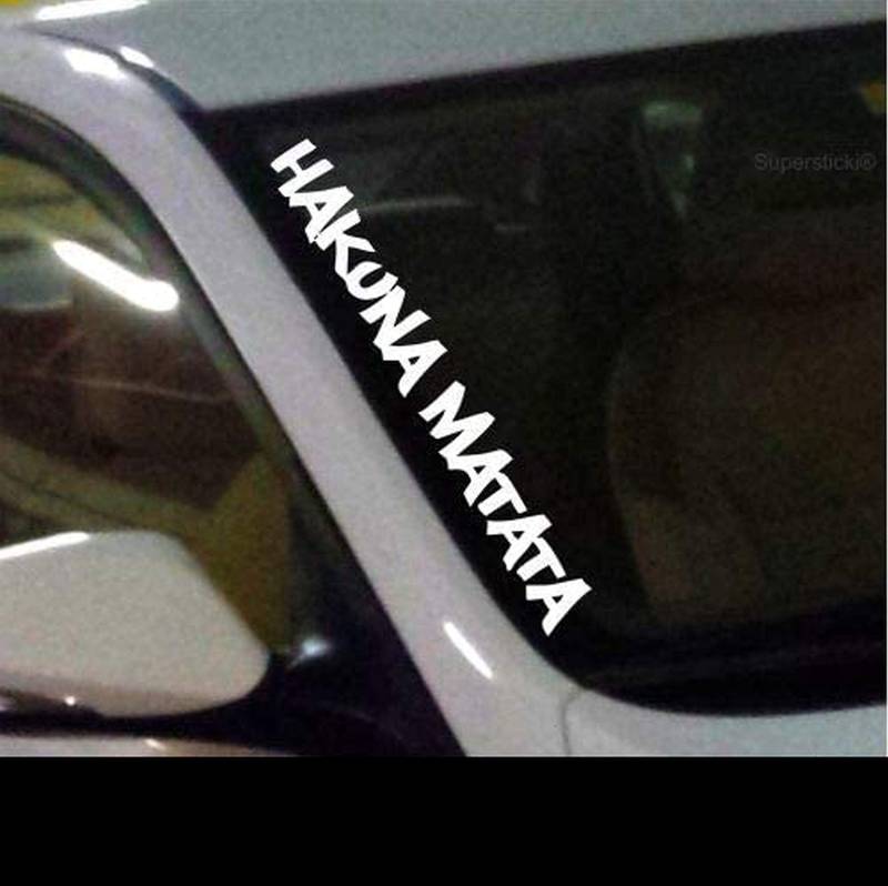 SUPERSTICKI®Winschutzscheibe Aufkleber ca.55cm Hakuna Matata Timon und Pumba Autoaufkleber Tuning Decal A765 aus Hochleistungsfolie Aufkleber Autoaufkleber Tuningaufkleber Hochleis von PGONA