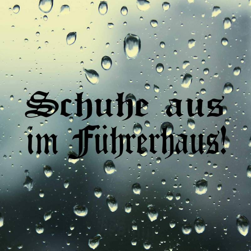 SUPERSTICKI Schuhe aus im Führerhaus ca 20cm Auto Aufkleber Tuning Spruch Fun Lustig Aufkleber Decal Sticker aus Hochleistungsfolie von SUPERSTICKI