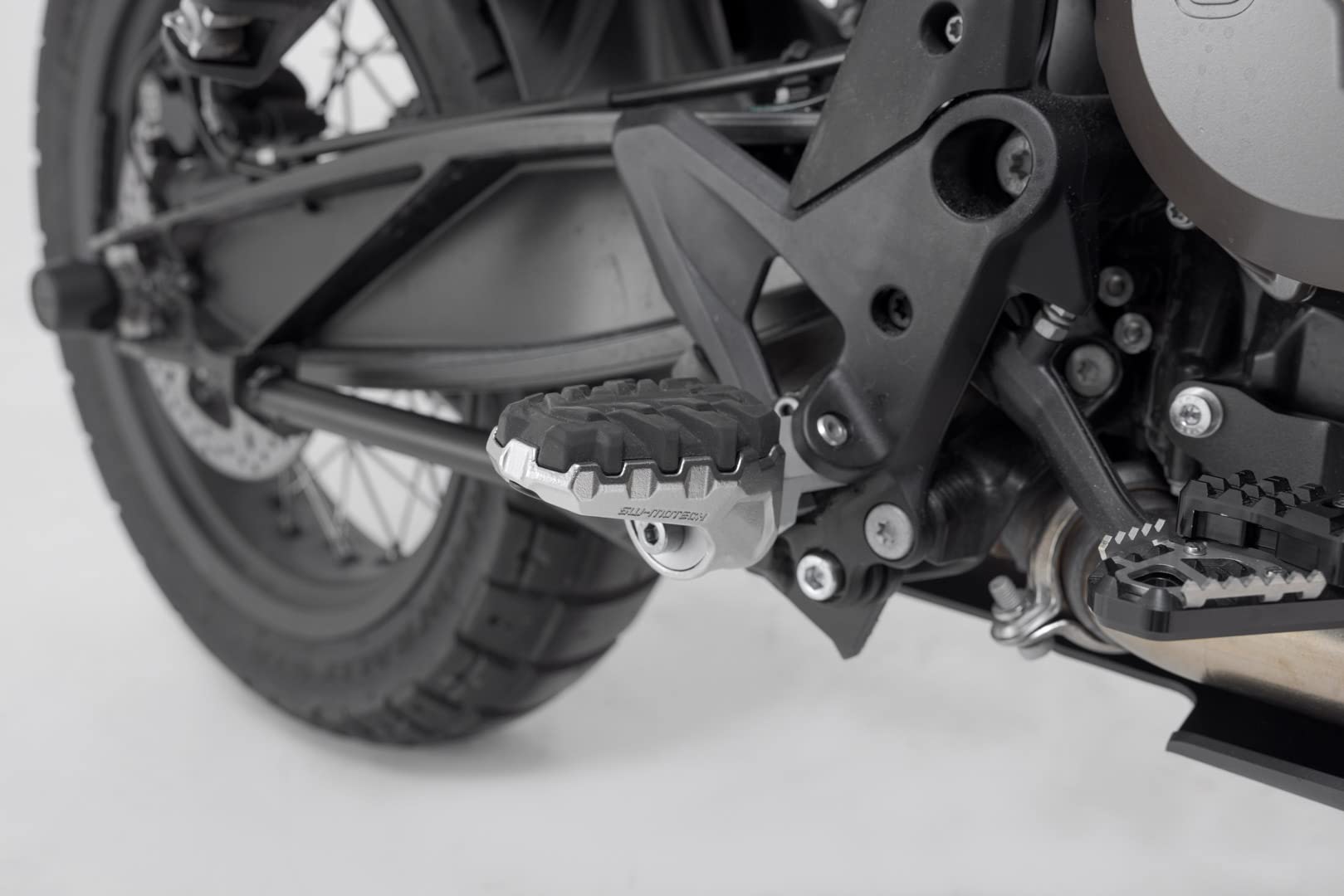 SW-MOTECH EVO Fußrasten-Kit für KTM Modelle von SW-Motech